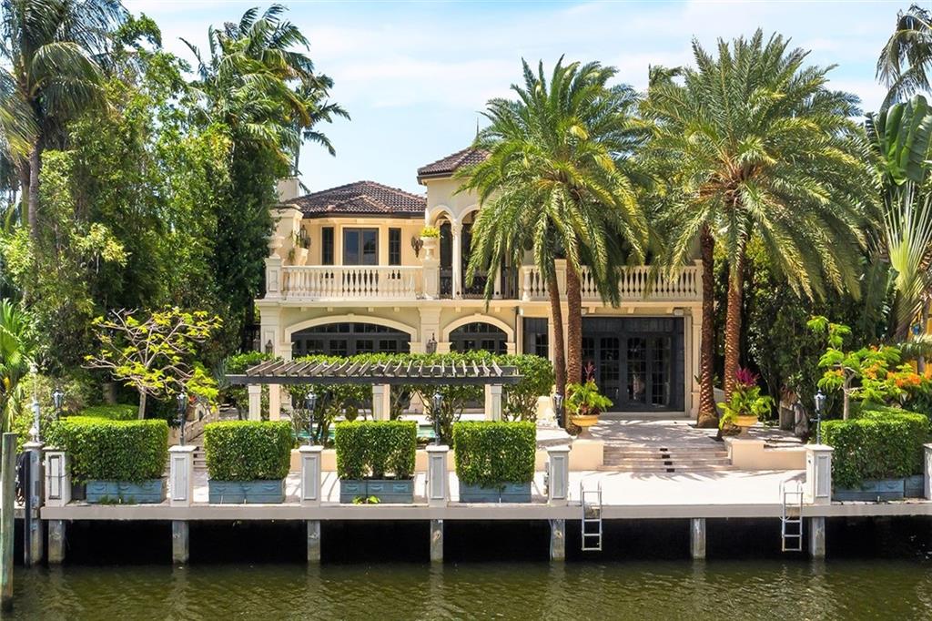 RIO VISTA ISLES - Residential