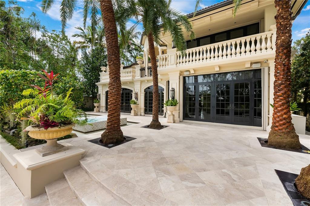 RIO VISTA ISLES - Residential