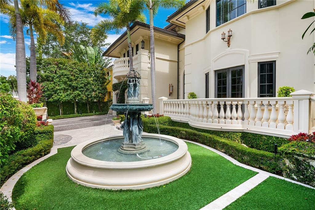 RIO VISTA ISLES - Residential