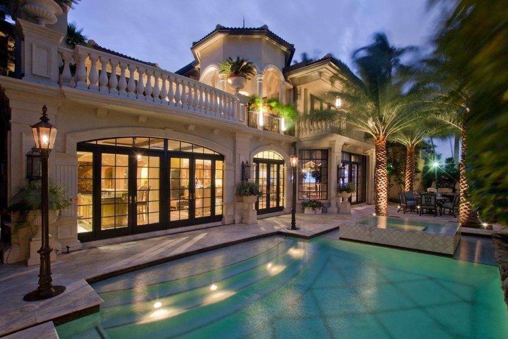 RIO VISTA ISLES - Residential