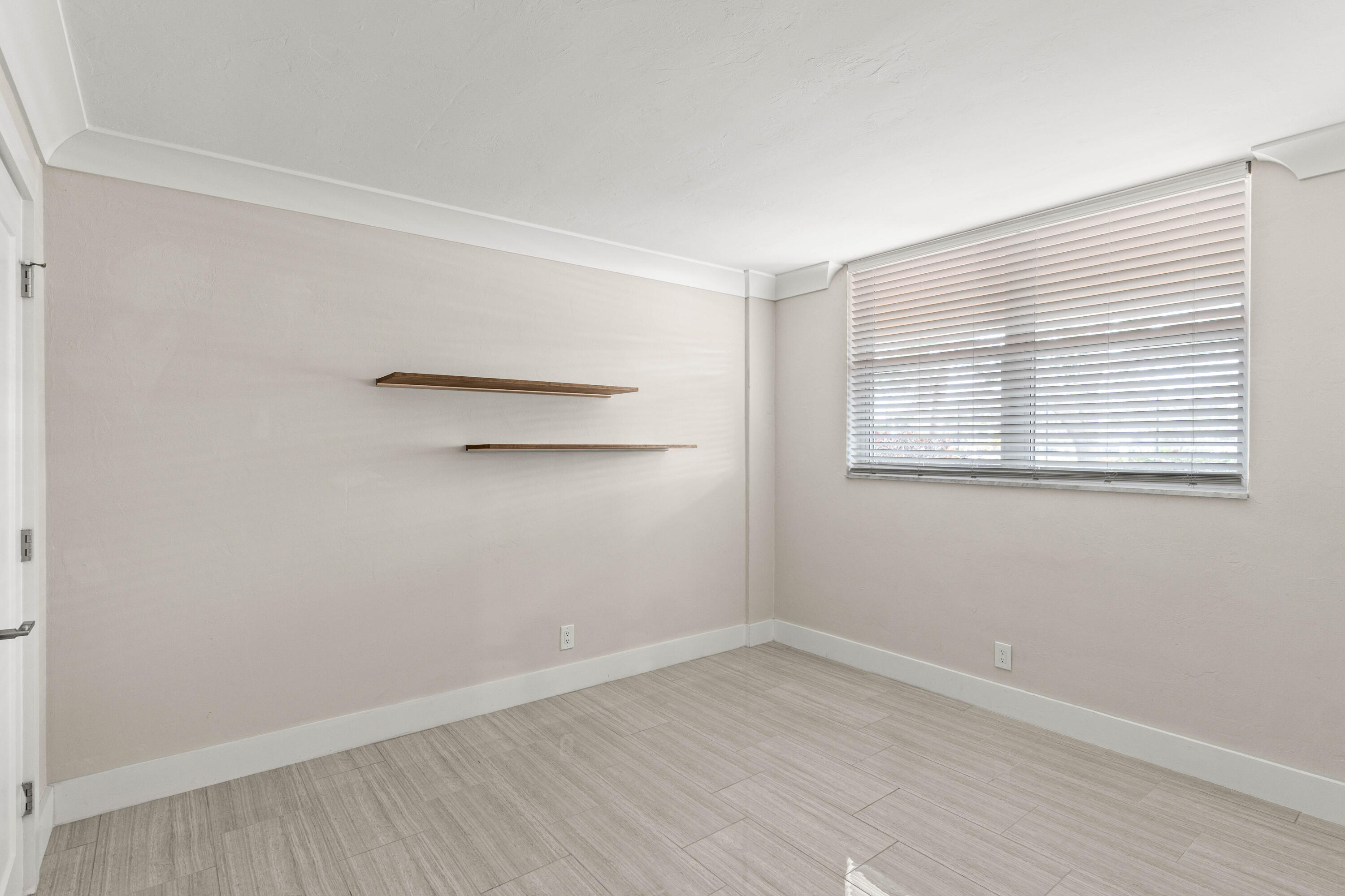 LIGHTHOUSE POINT PLAZA CONDO - Residential