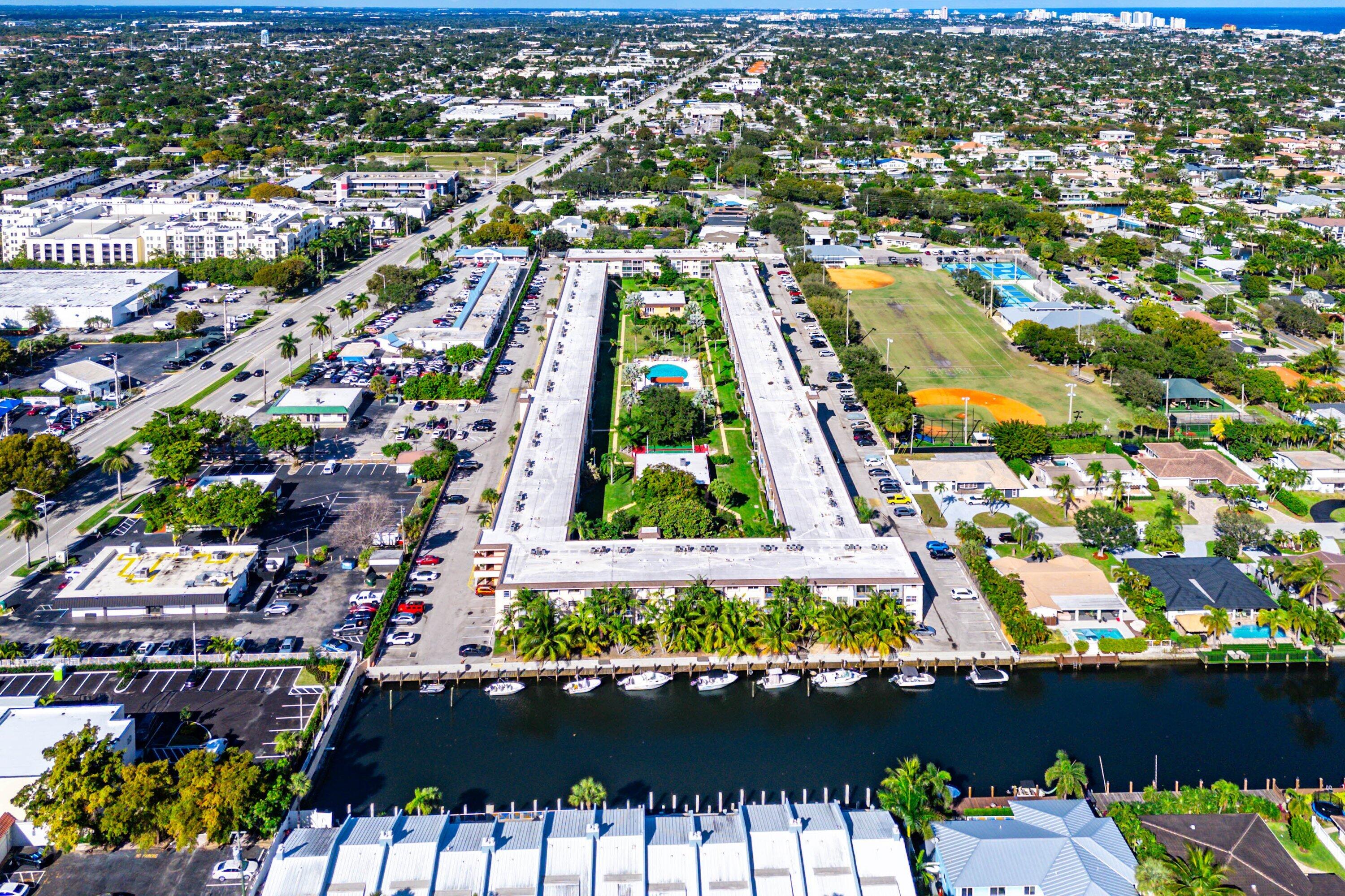 LIGHTHOUSE POINT PLAZA CONDO - Residential