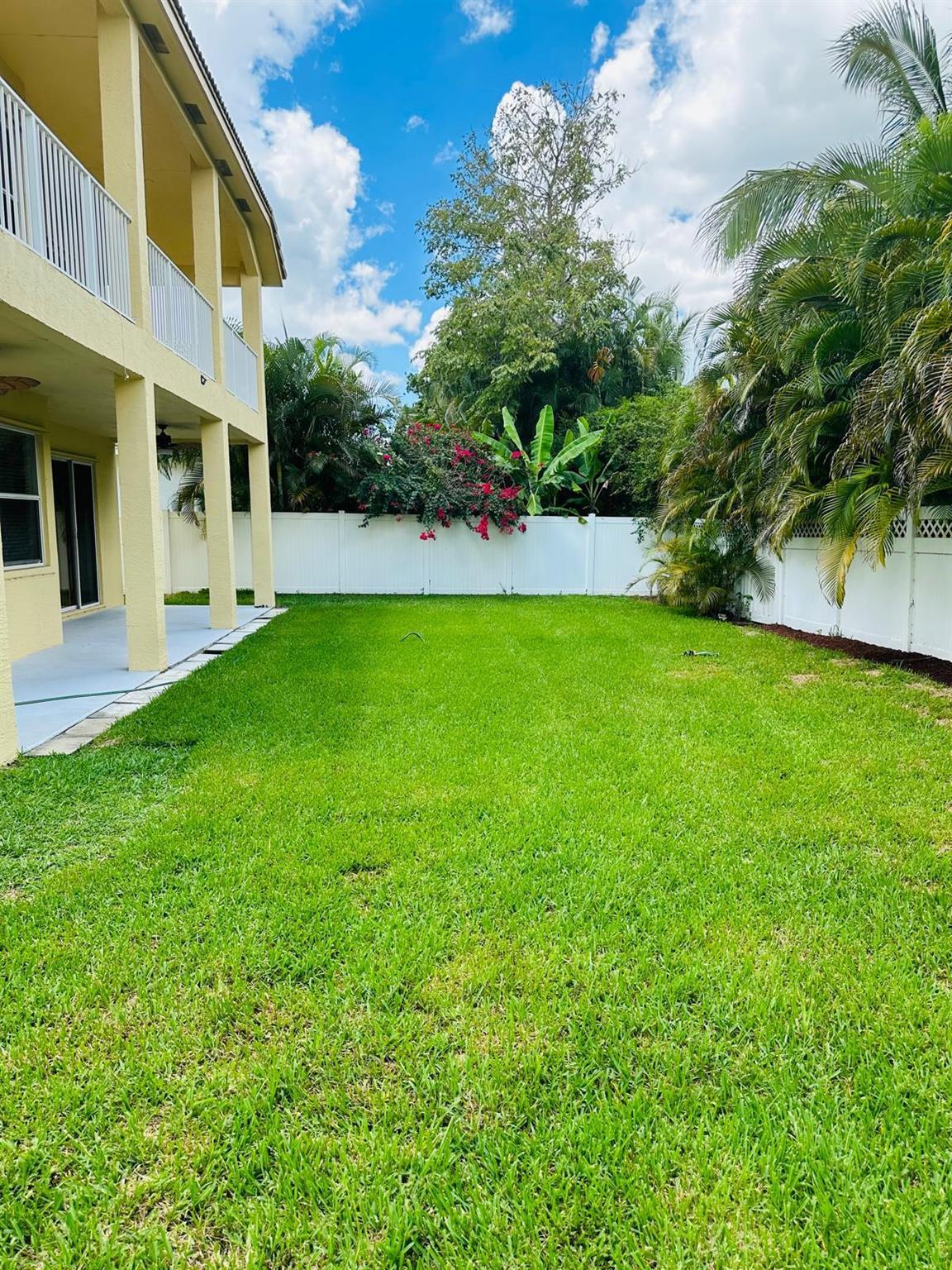 MADISON GREEN 1 - Residential