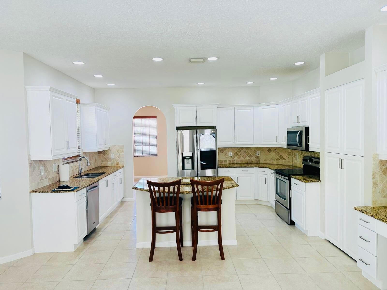 MADISON GREEN 1 - Residential