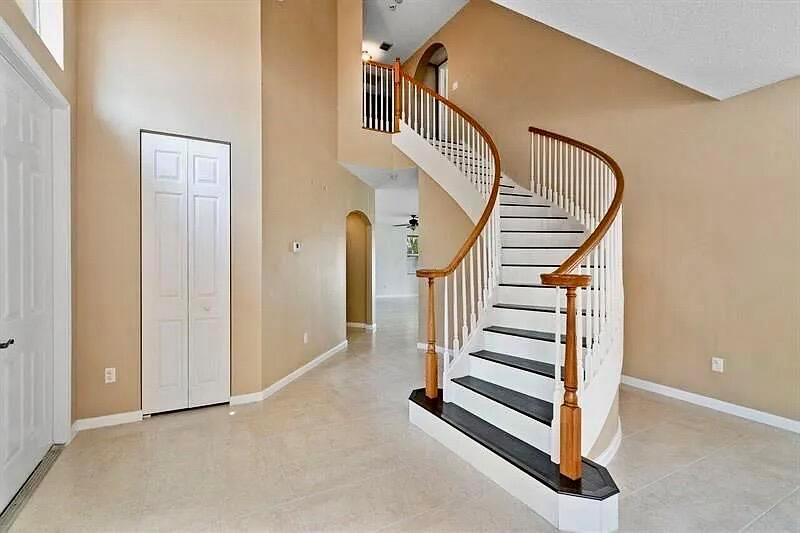 1777 Annandale Circle