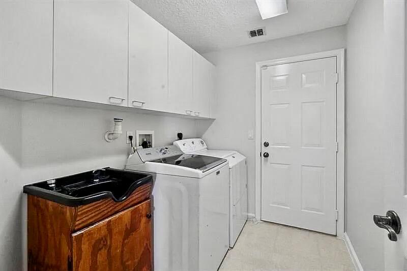 MADISON GREEN 1 - Residential