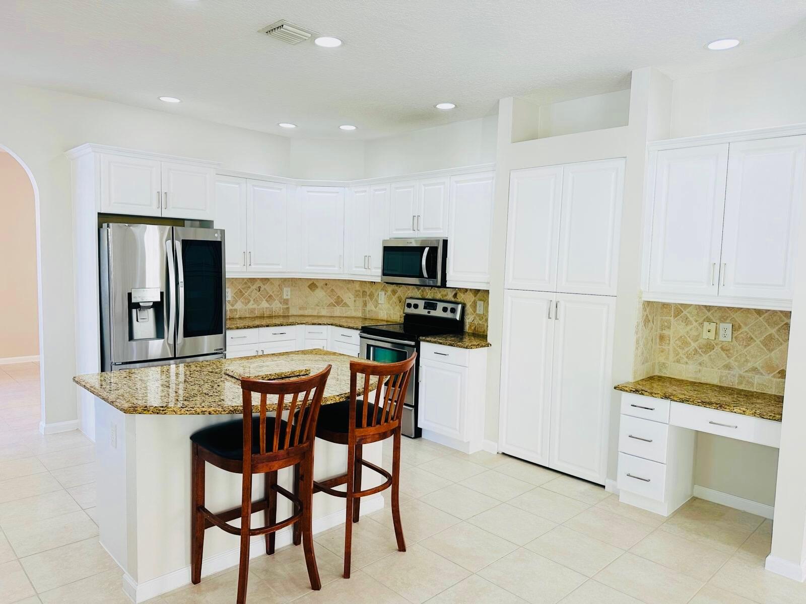 MADISON GREEN 1 - Residential