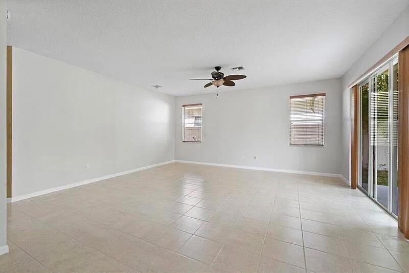 MADISON GREEN 1 - Residential