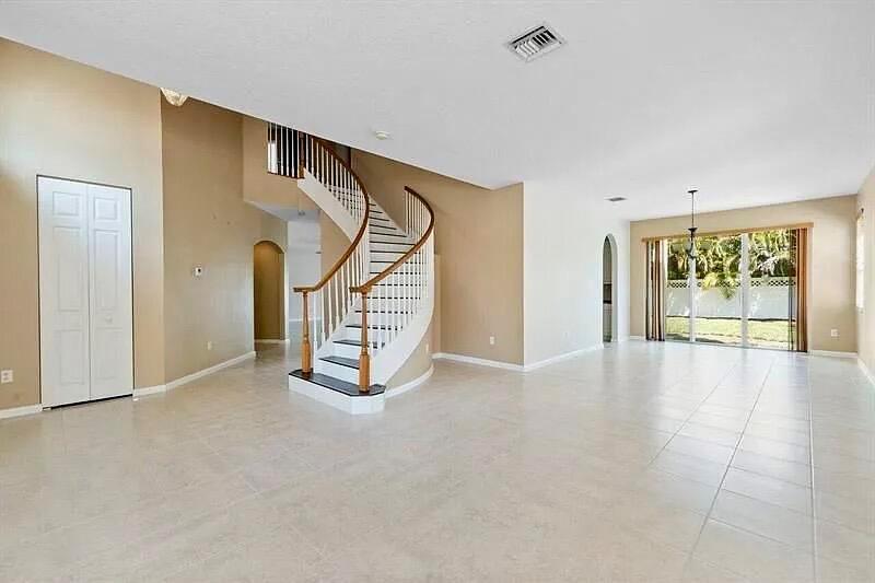 1777 Annandale Circle