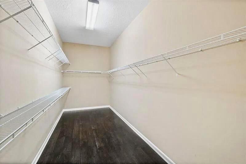 MADISON GREEN 1 - Residential