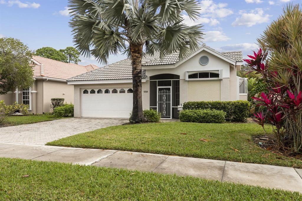 Photo of 558 SW New Castle Cove Cv, Port St Lucie, FL 34986 (MLS # R10766073)