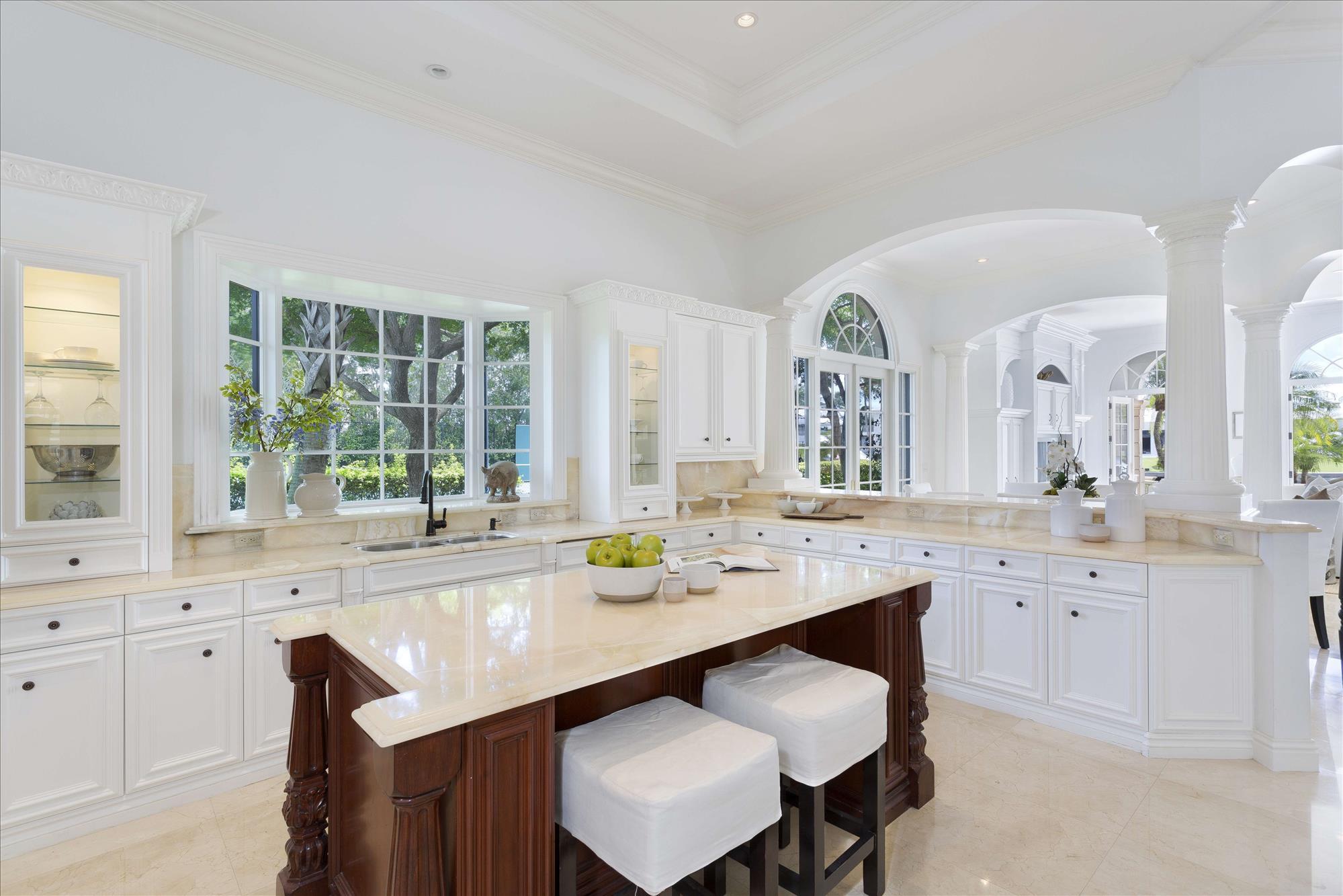 Royal Palm Yacht and Coun - Residential