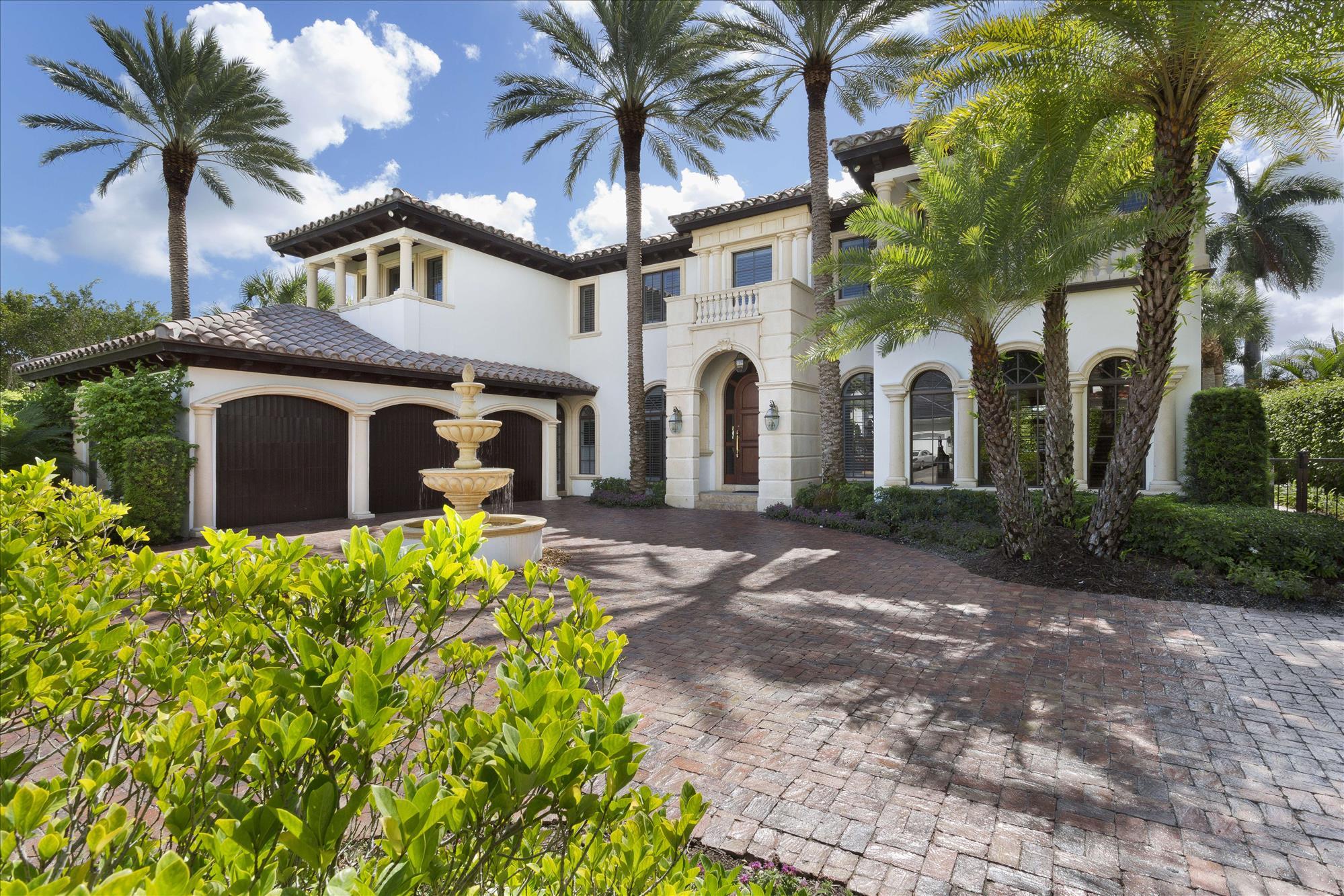 Royal Palm Yacht and Coun - Residential