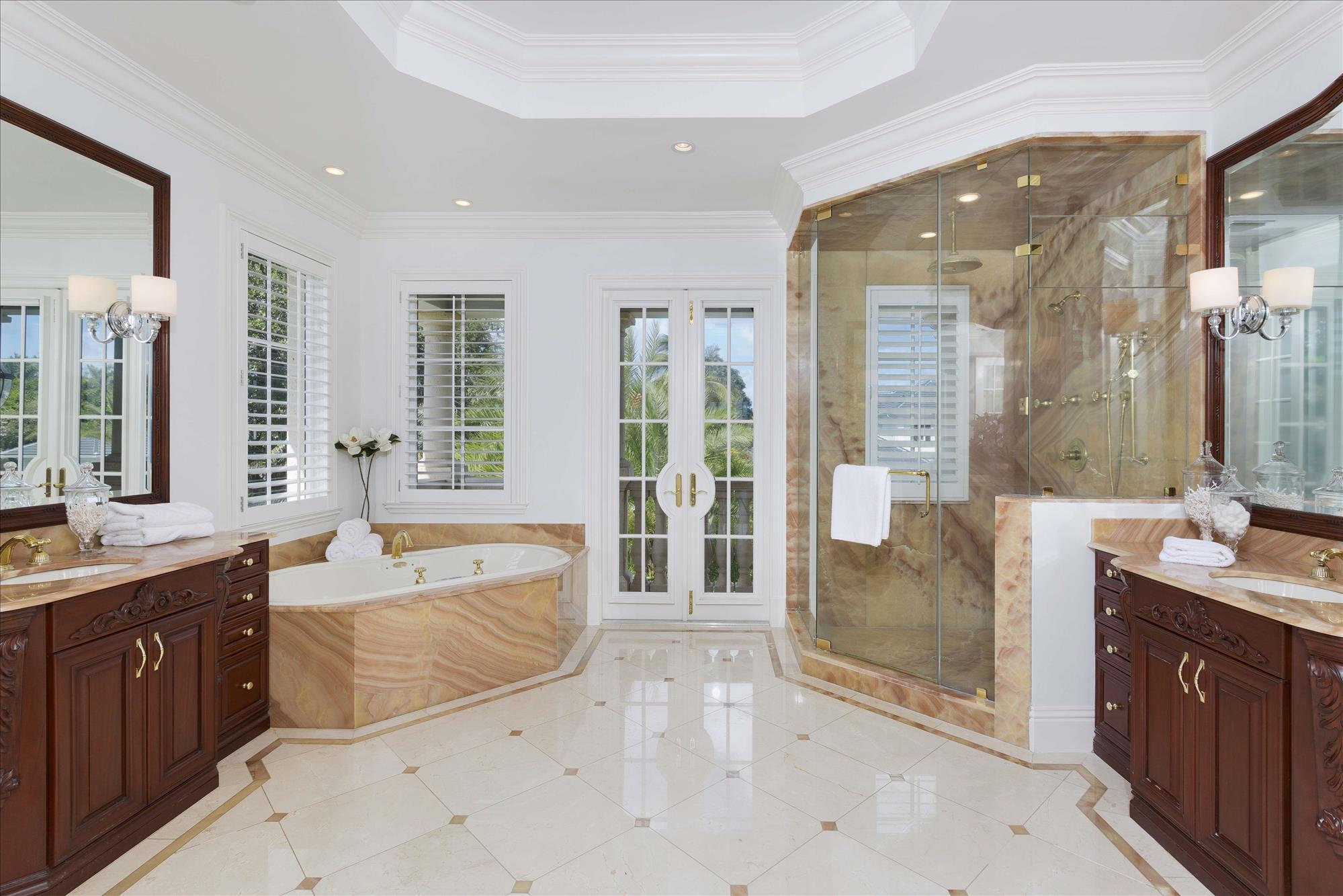 Royal Palm Yacht and Coun - Residential