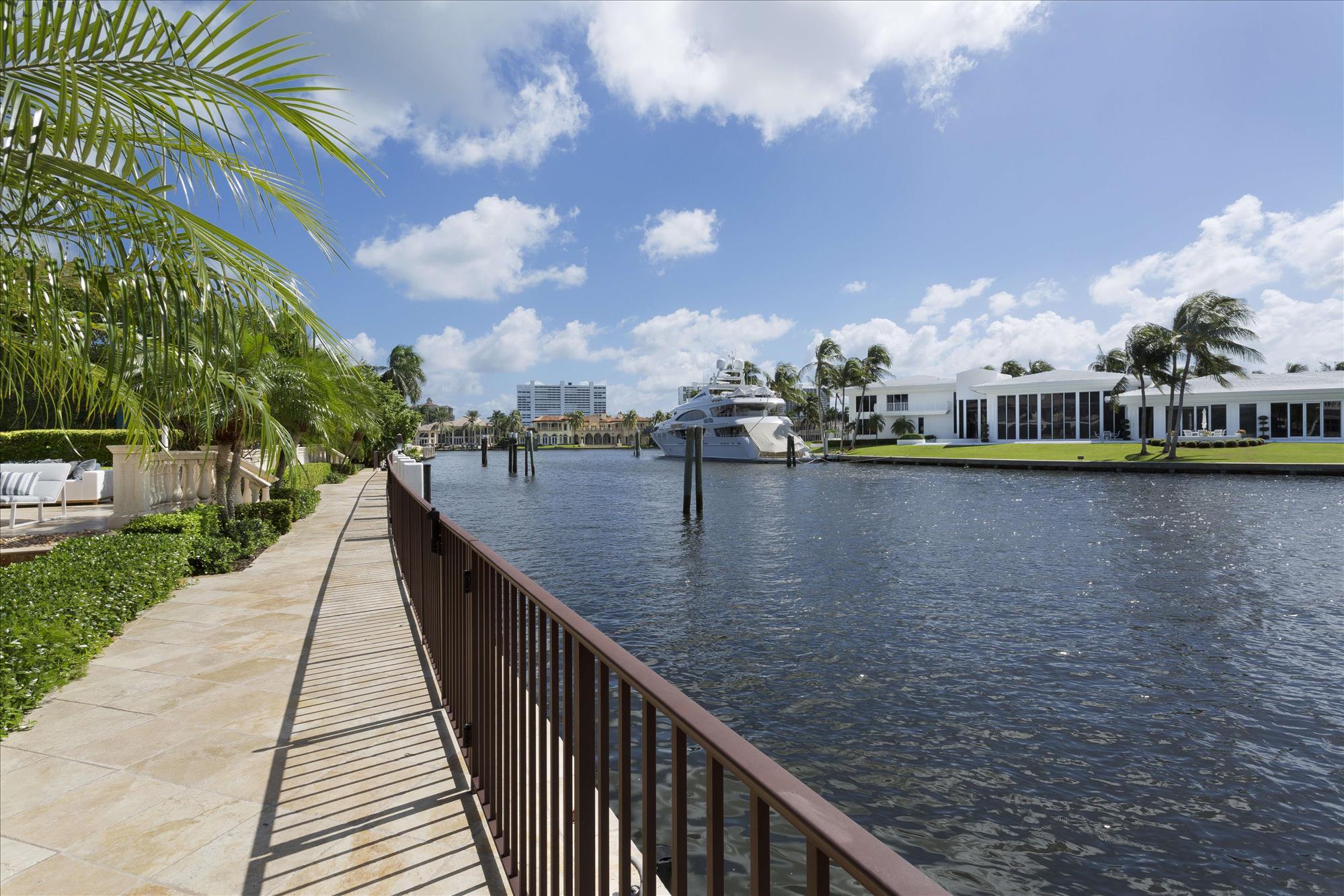 Royal Palm Yacht and Coun - Residential