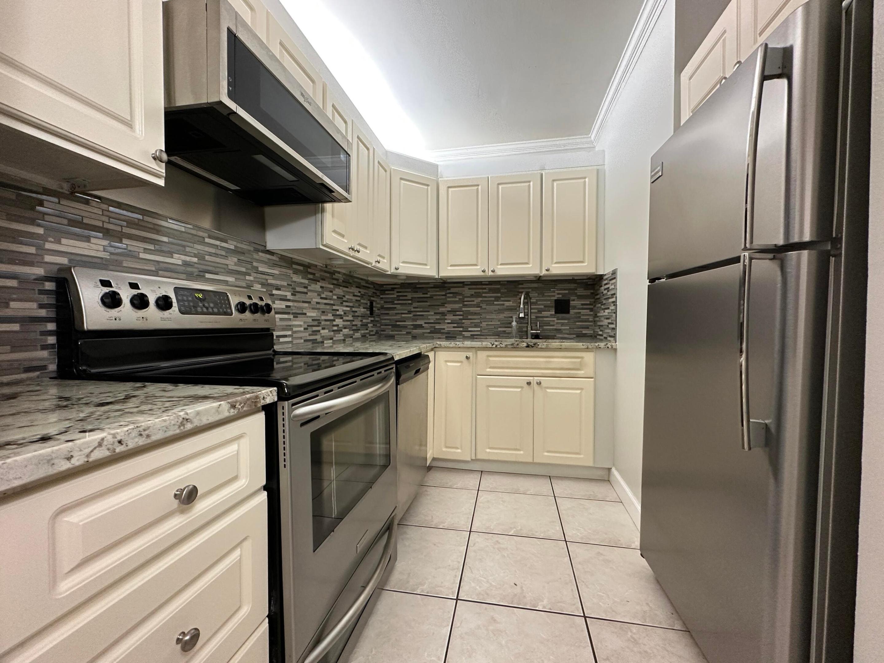 555 SE 8th Street 151