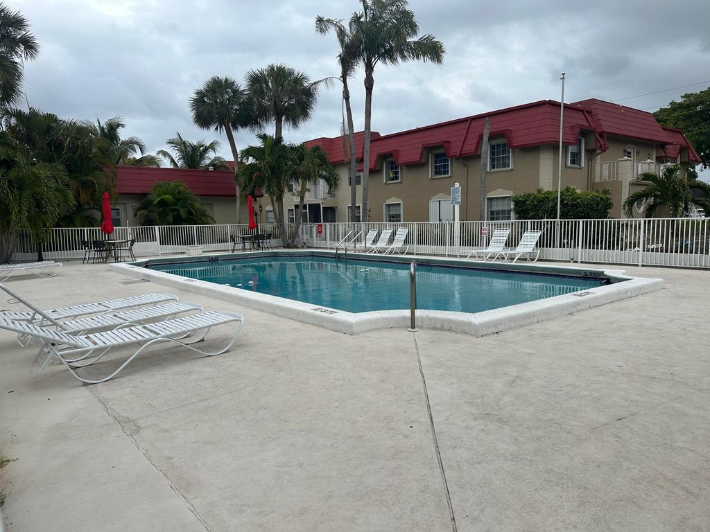 Photo of 555 SE 8th Street #151, Deerfield Beach, FL 33441 (MLS # B26010093)