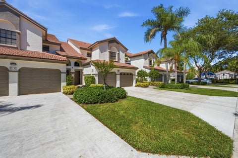 Tiny photo for 5219 EUROPA Drive #E, Boynton Beach, FL 33437 (MLS # B26070213)