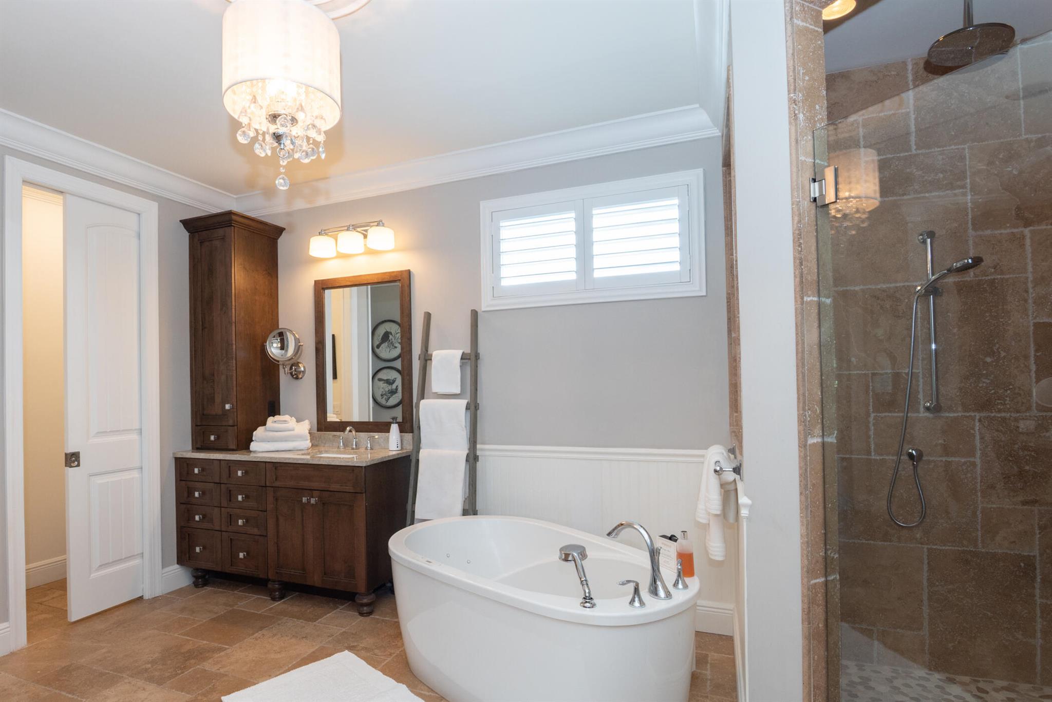 YACHT & COUNTRY CLUB OF S - Residential