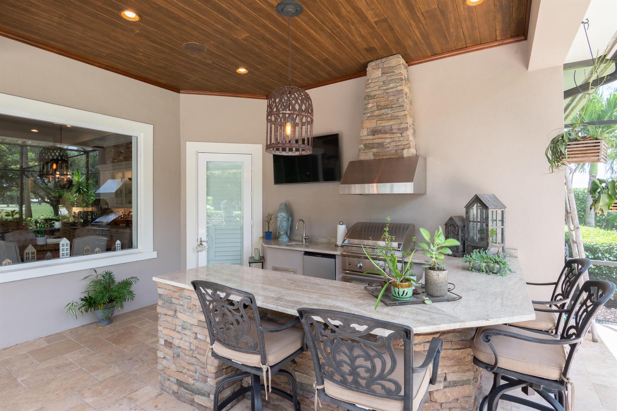 YACHT & COUNTRY CLUB OF S - Residential