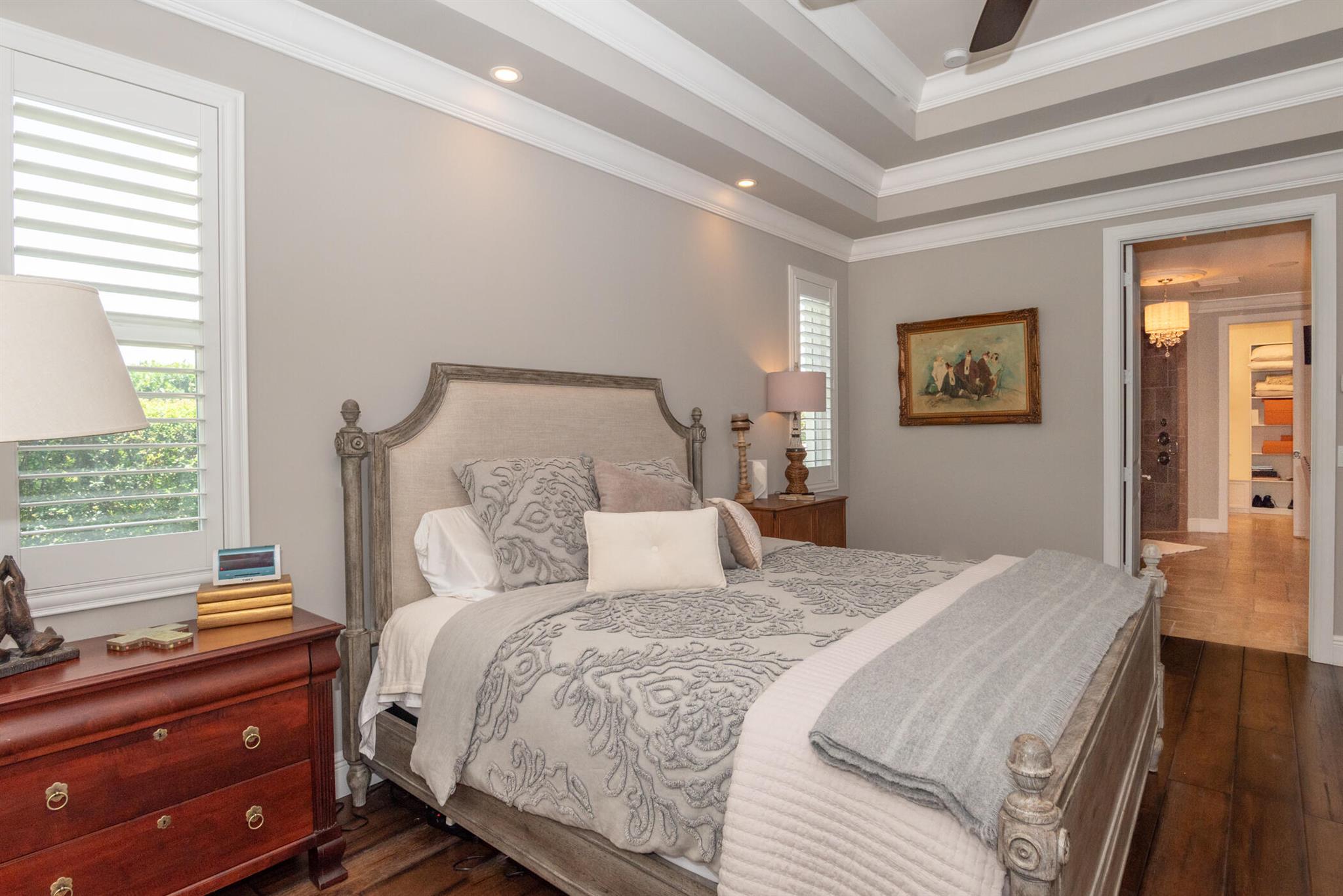 YACHT & COUNTRY CLUB OF S - Residential