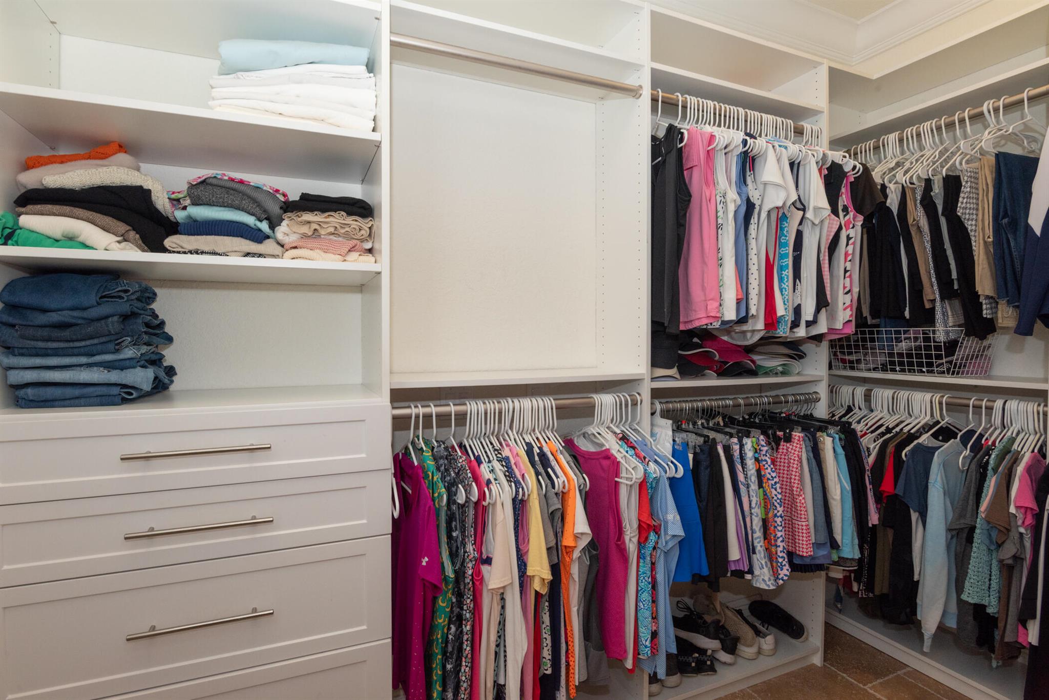 YACHT & COUNTRY CLUB OF S - Residential