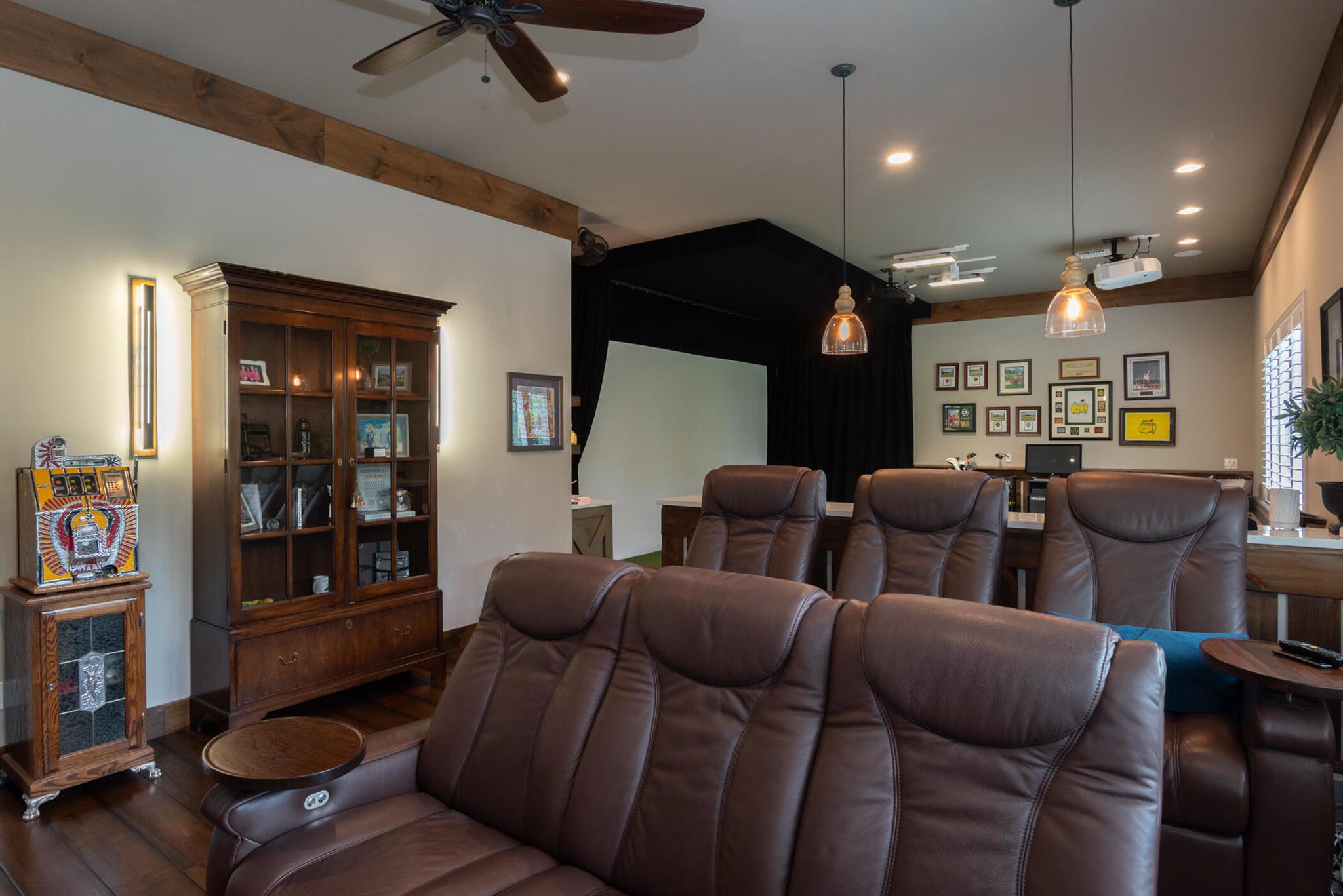 YACHT & COUNTRY CLUB OF S - Residential