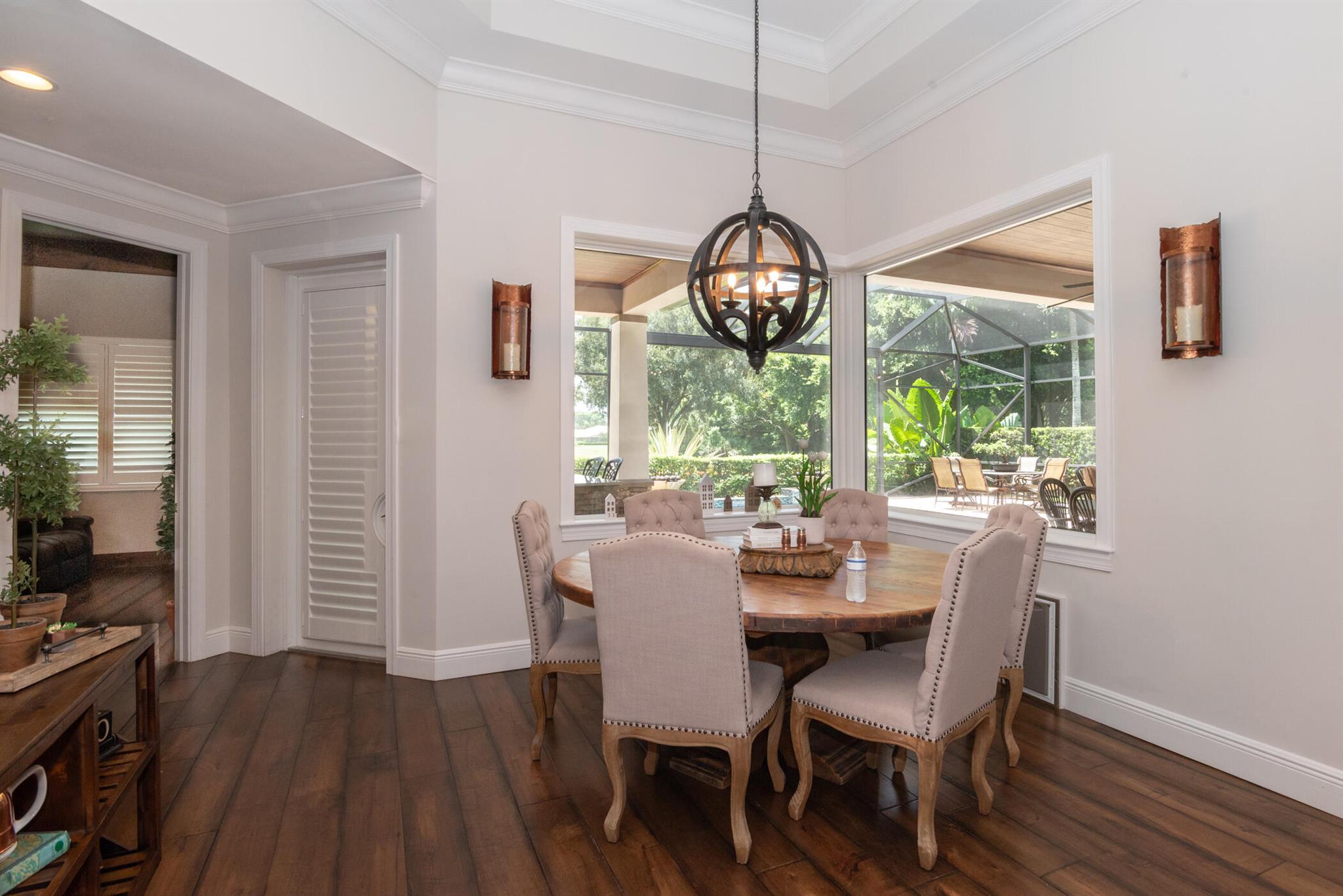 YACHT & COUNTRY CLUB OF S - Residential