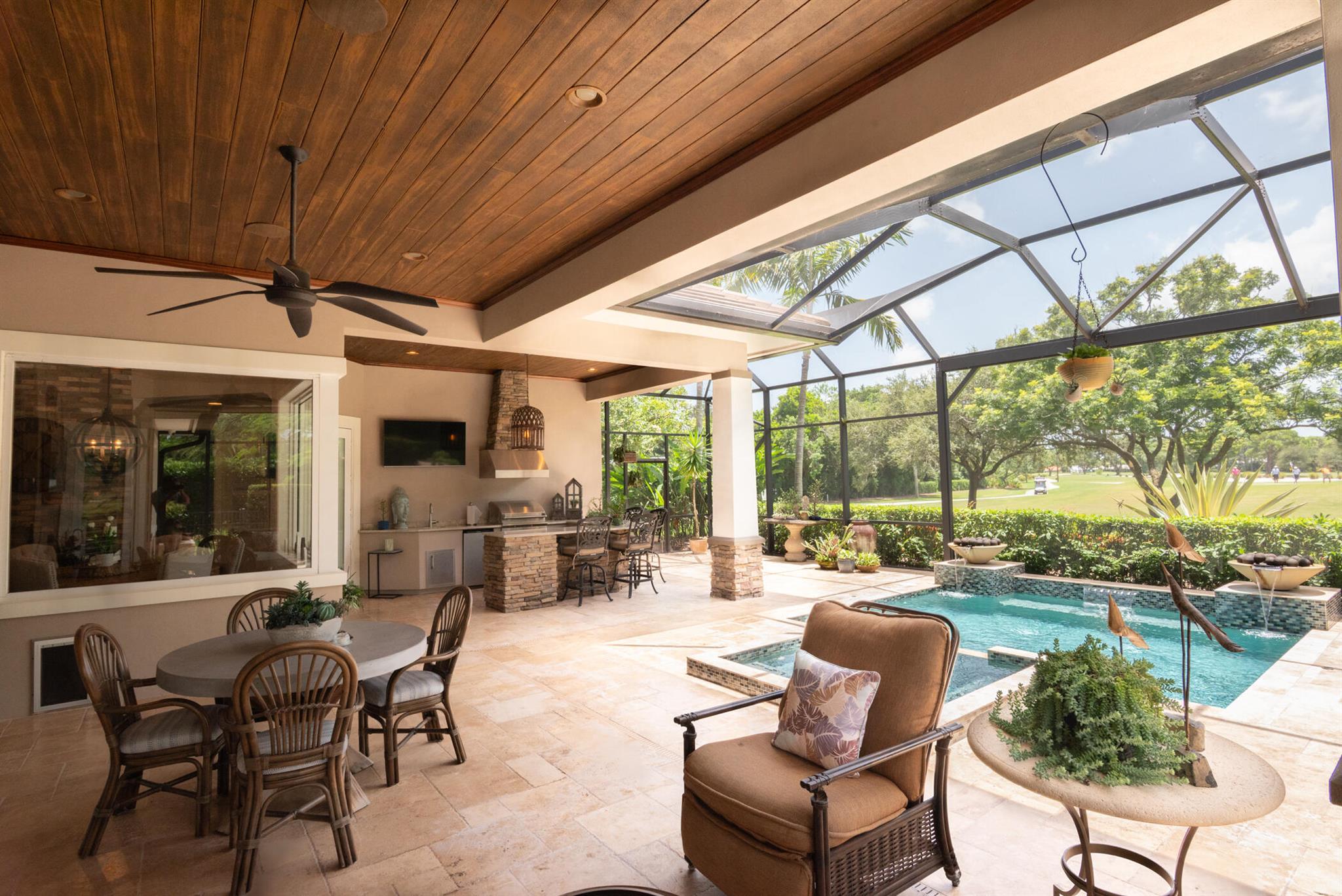 YACHT & COUNTRY CLUB OF S - Residential