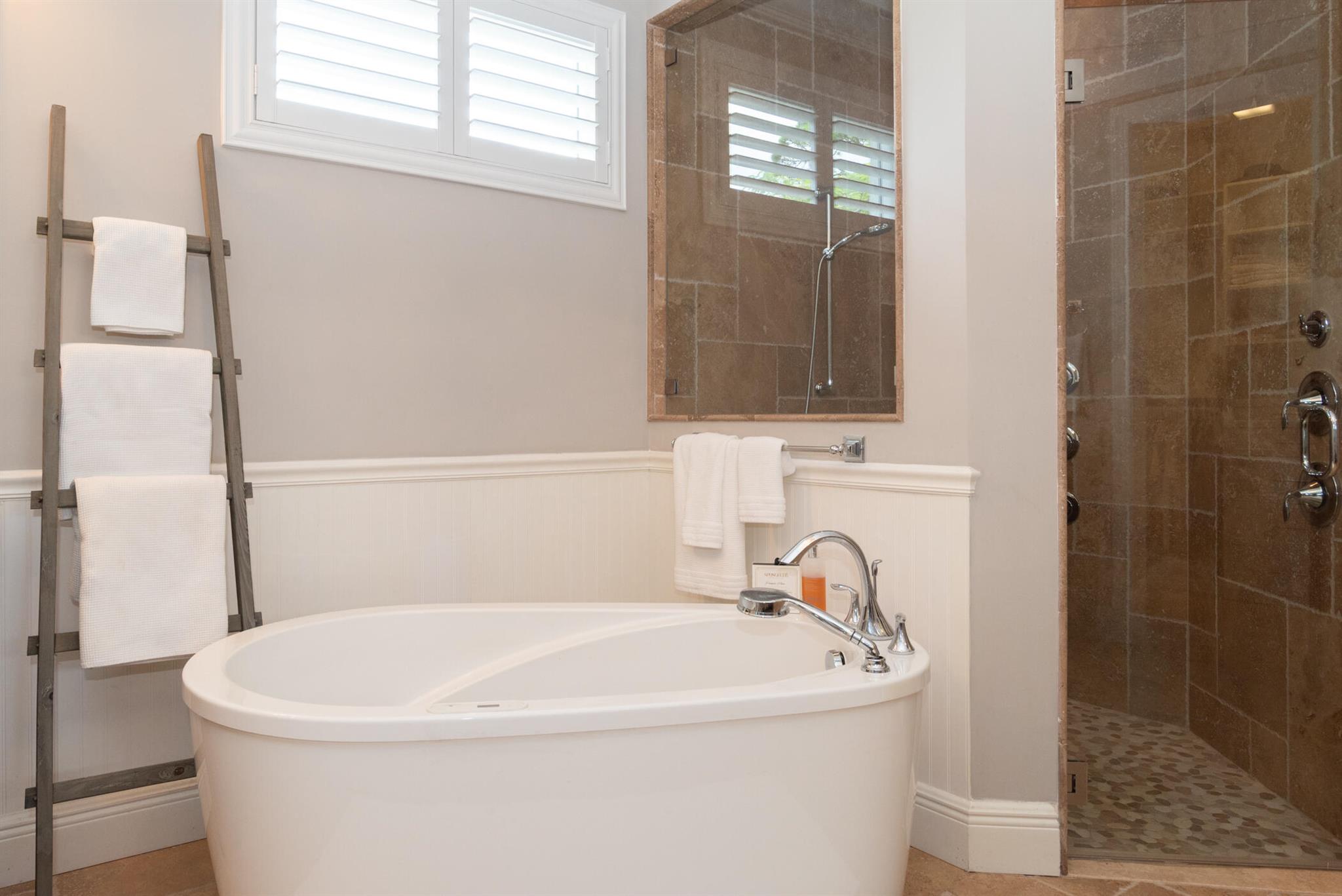 YACHT & COUNTRY CLUB OF S - Residential