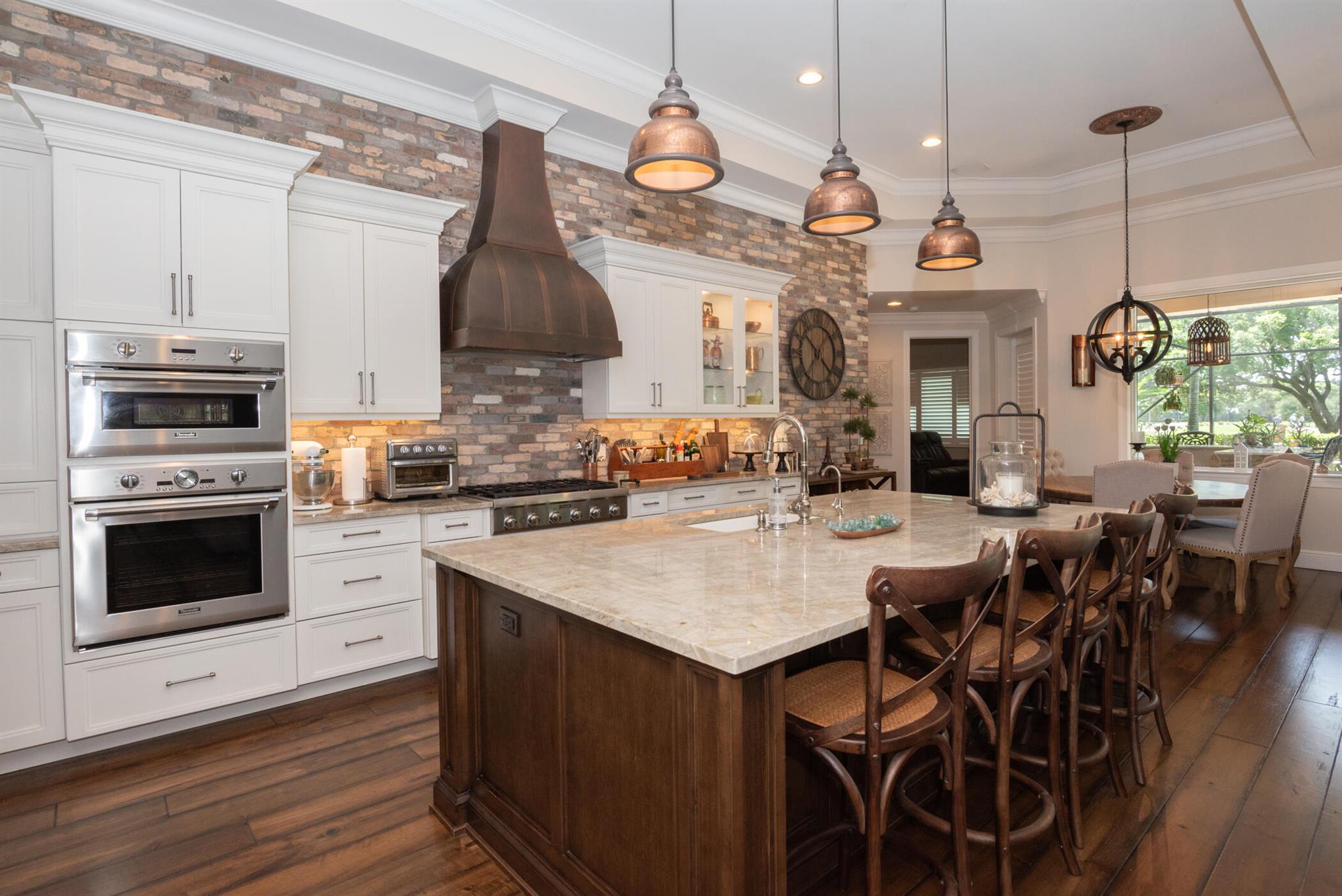 YACHT & COUNTRY CLUB OF S - Residential