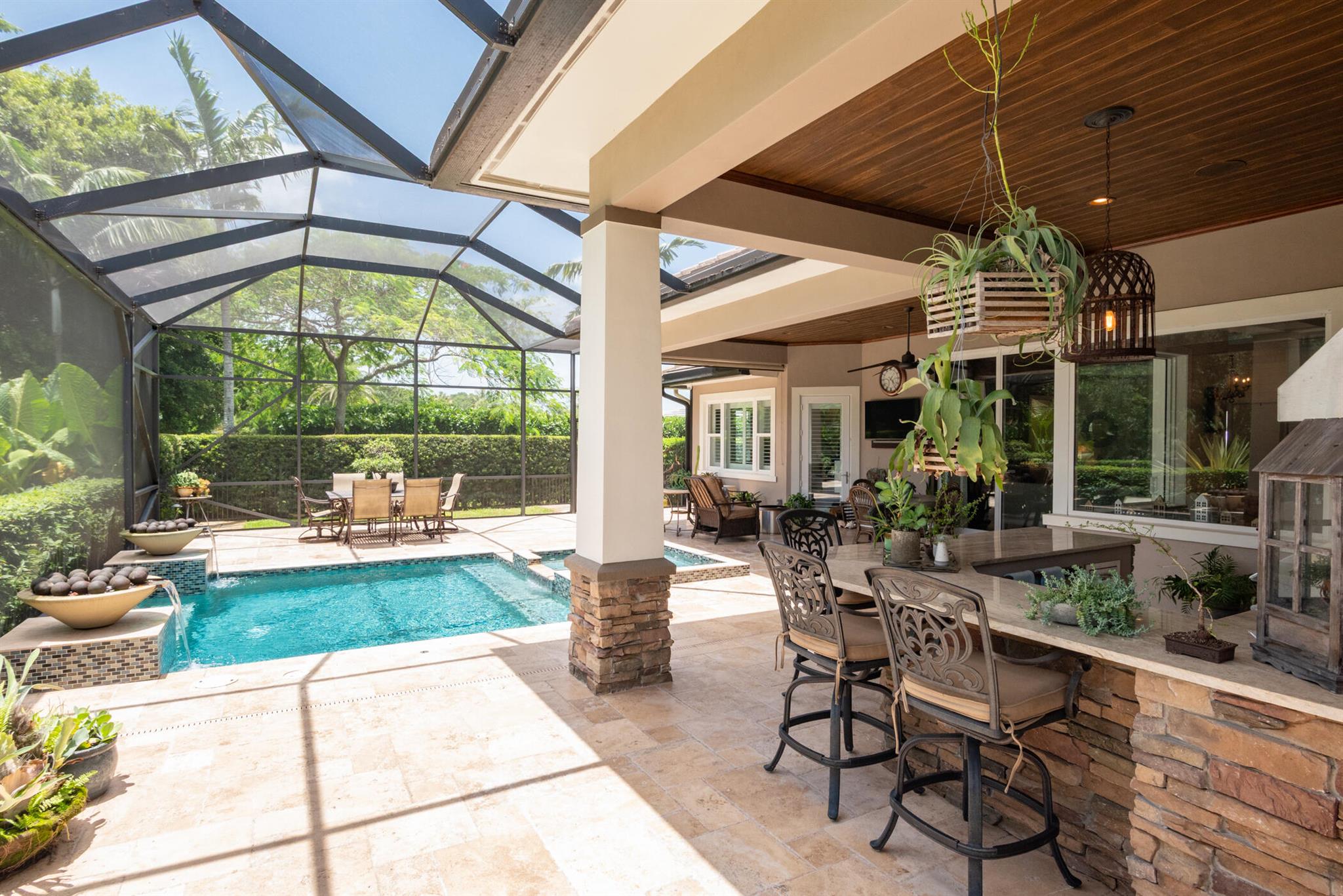 YACHT & COUNTRY CLUB OF S - Residential