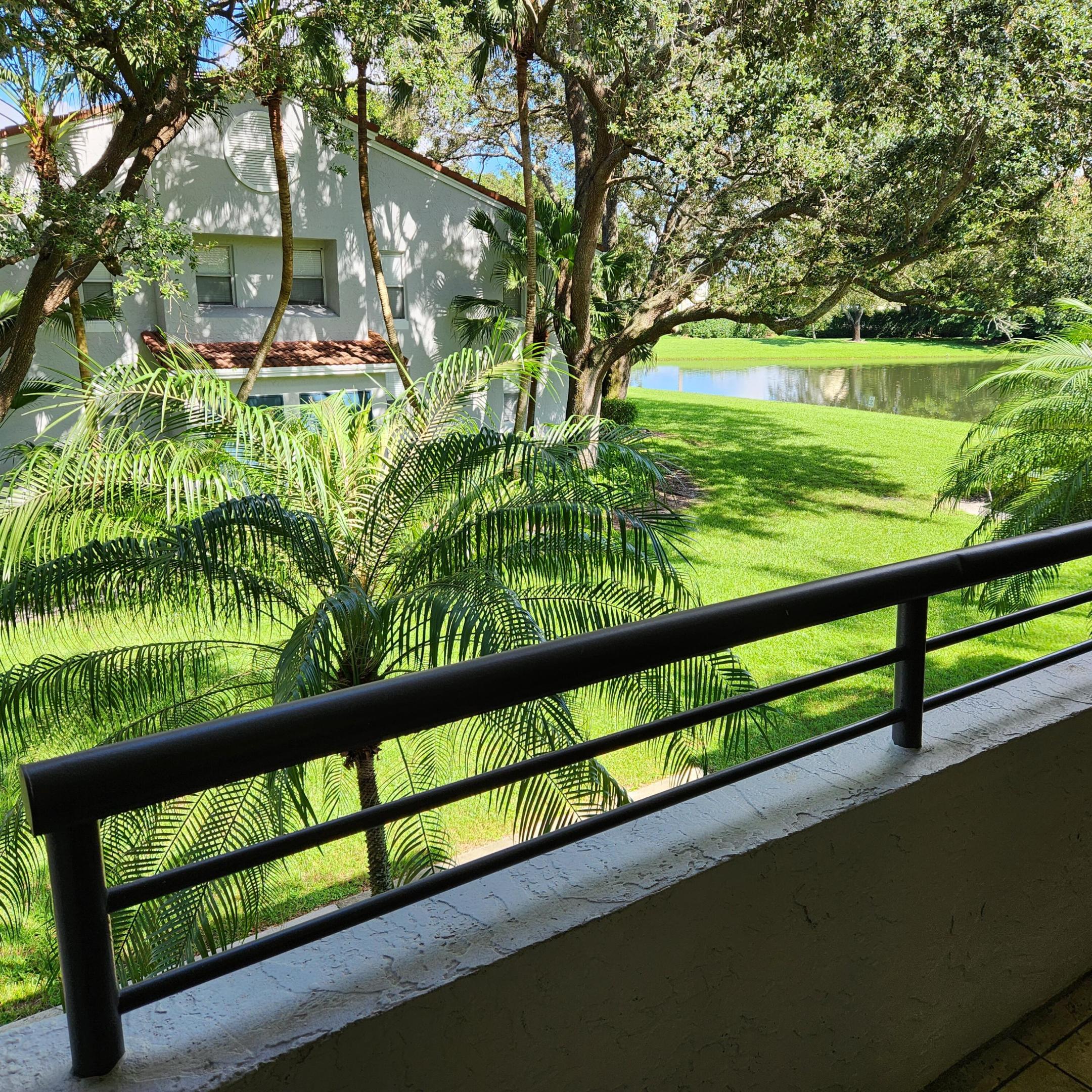 851 Lyons Road 22203, Coconut Creek, FL, 33063/$169,900 1 851 Lyons Road 22203