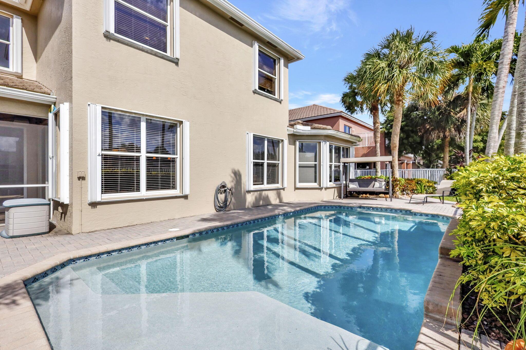 9352 Savannah Estates Drive