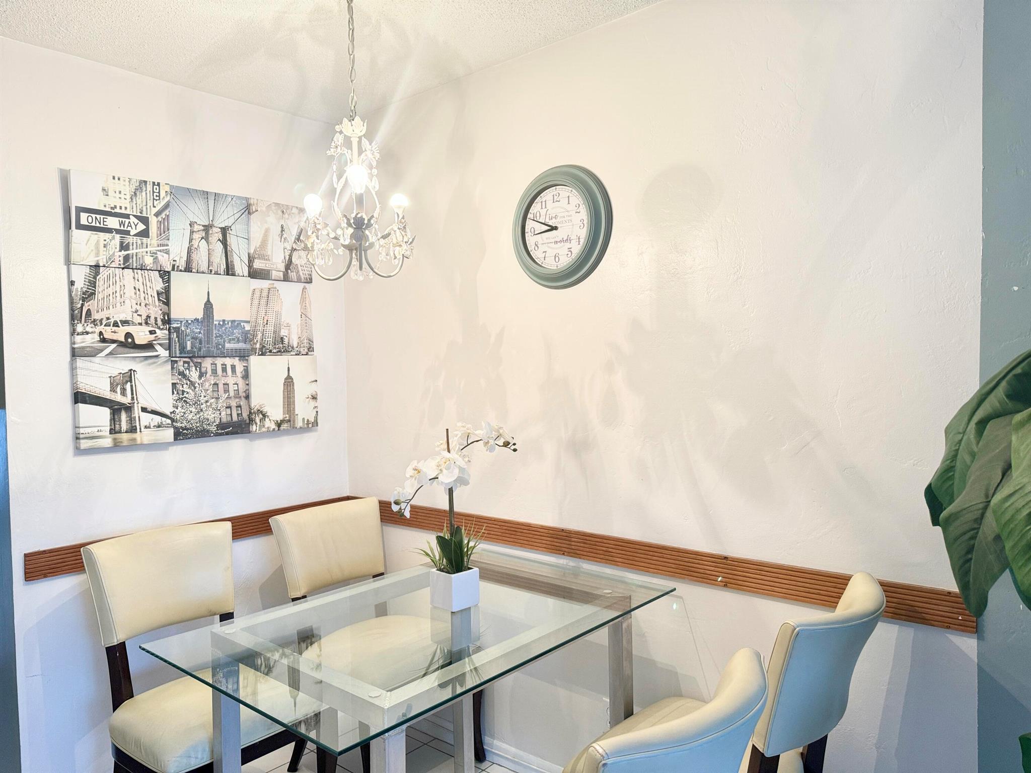 LAKESIDE POINT APT 6 COND - Residential Lease