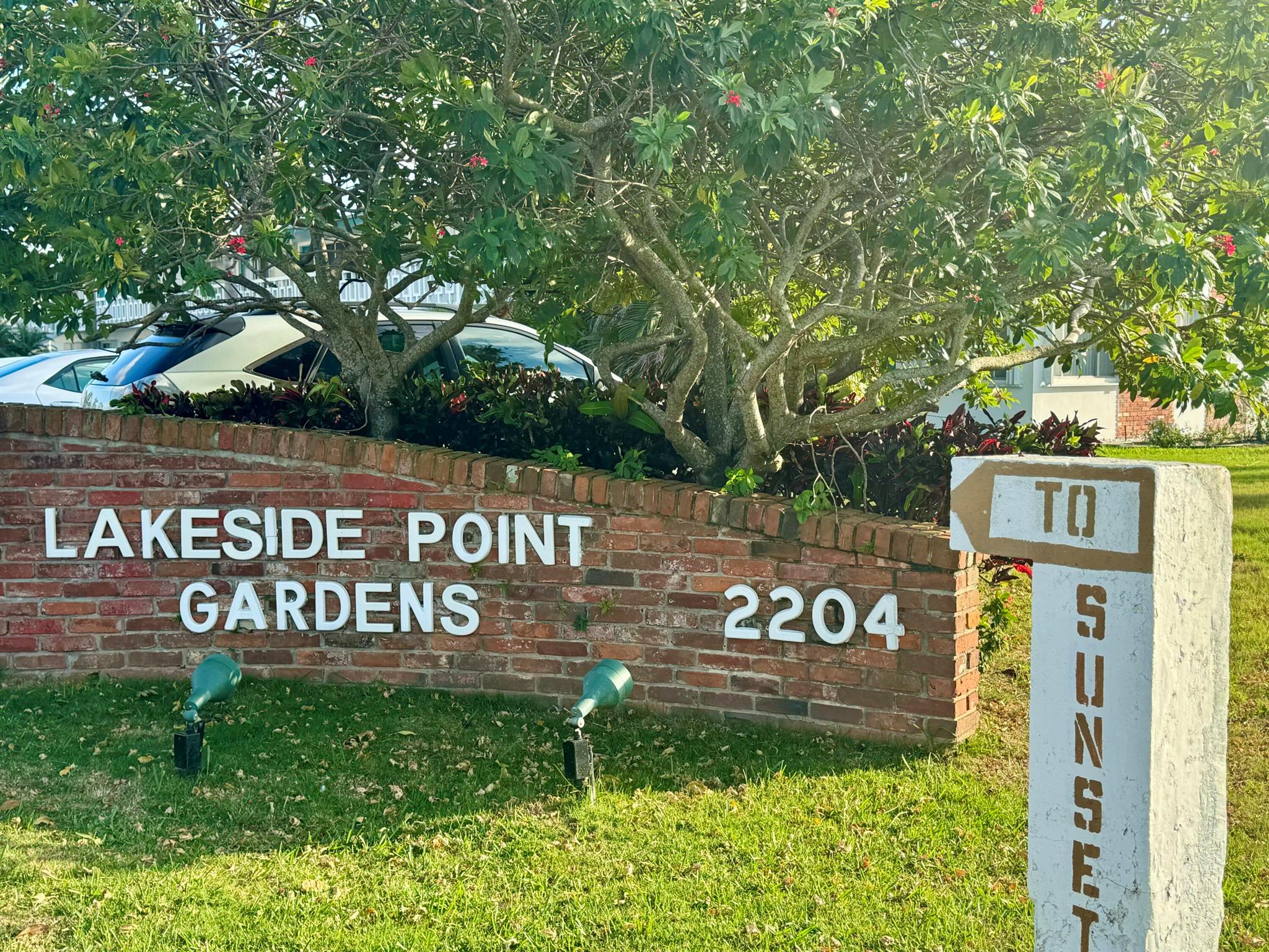 LAKESIDE POINT APT 6 COND - Residential Lease