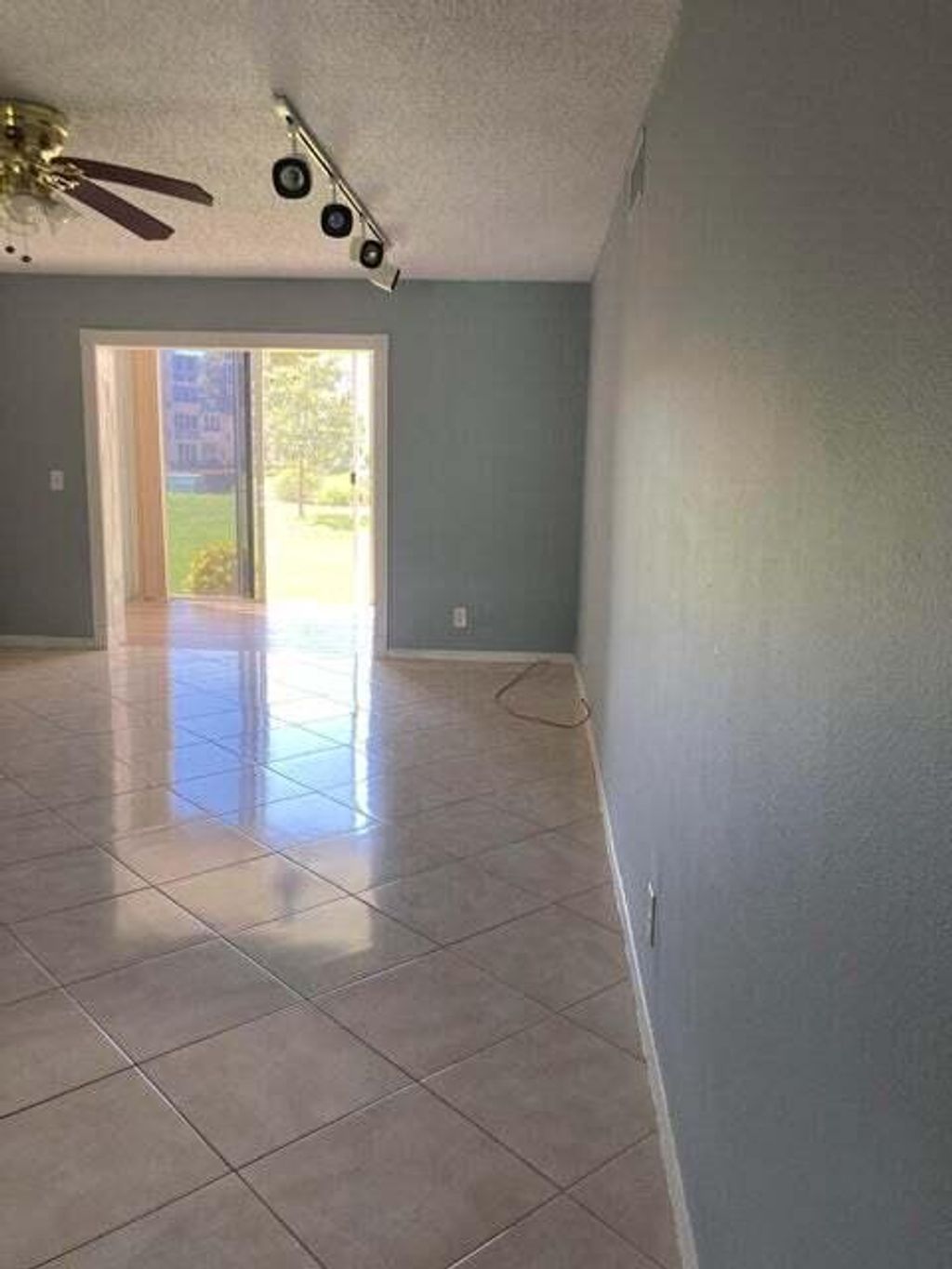 Photo of 300 NE 26th Avenue NE #1040, Boynton Beach, FL 33435 (MLS # B26009801)