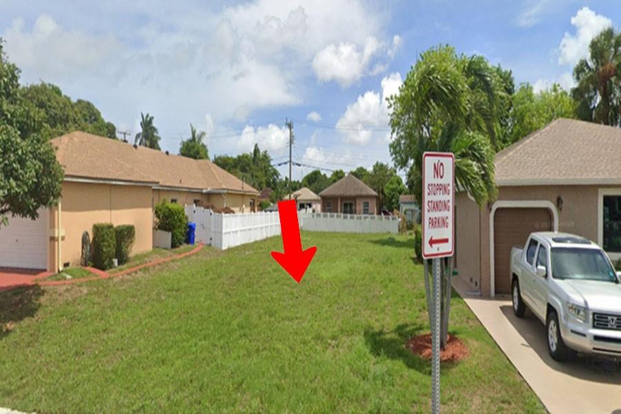 Roosevelt Gardens 24-49 B - Land