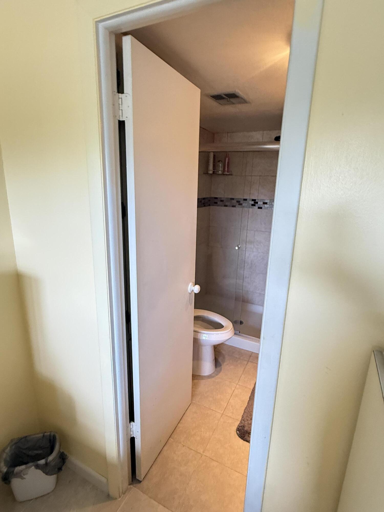 SUNRISE LAKES 31 CONDO - Residential