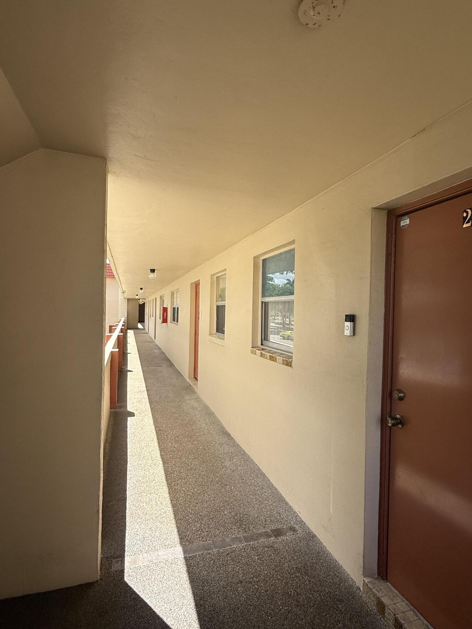 SUNRISE LAKES 31 CONDO - Residential