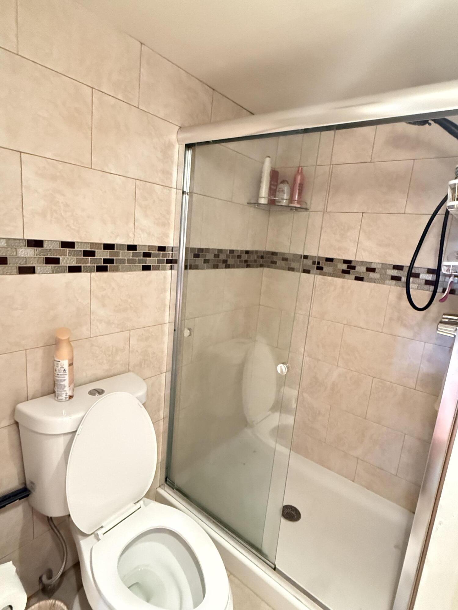 SUNRISE LAKES 31 CONDO - Residential