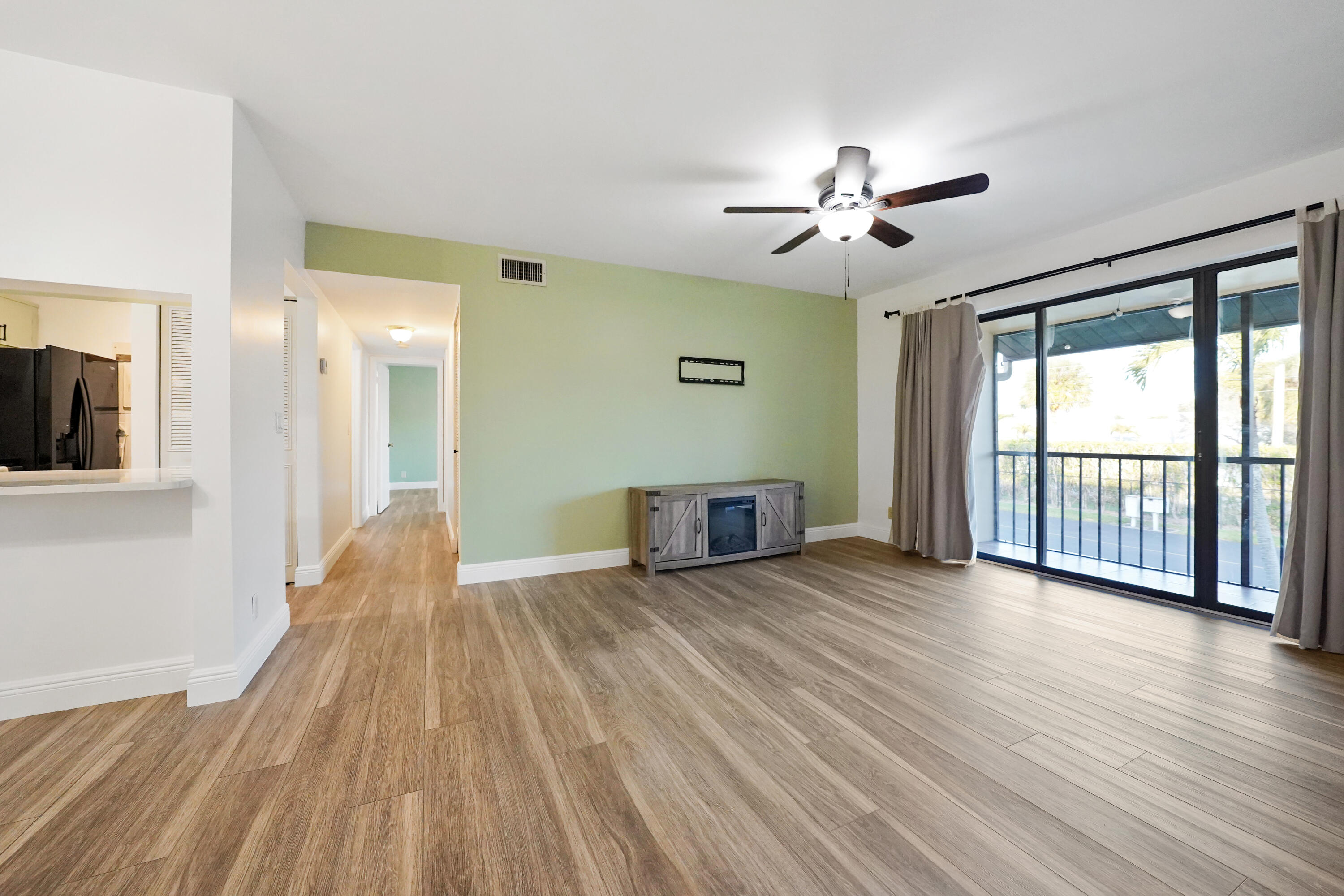 PINE RIDGE NORTH II CONDO - Residential Lease