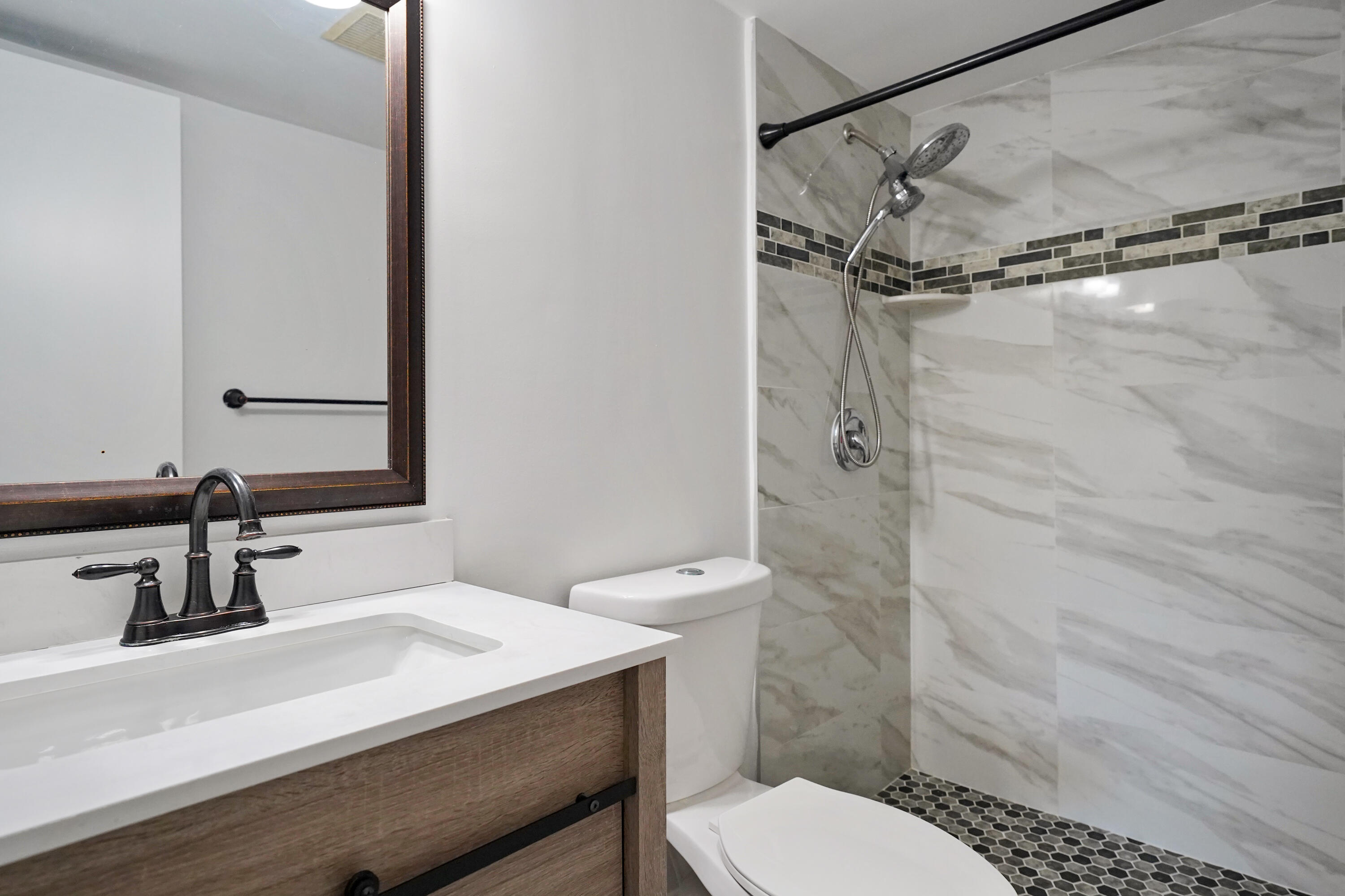 PINE RIDGE NORTH II CONDO - Residential Lease