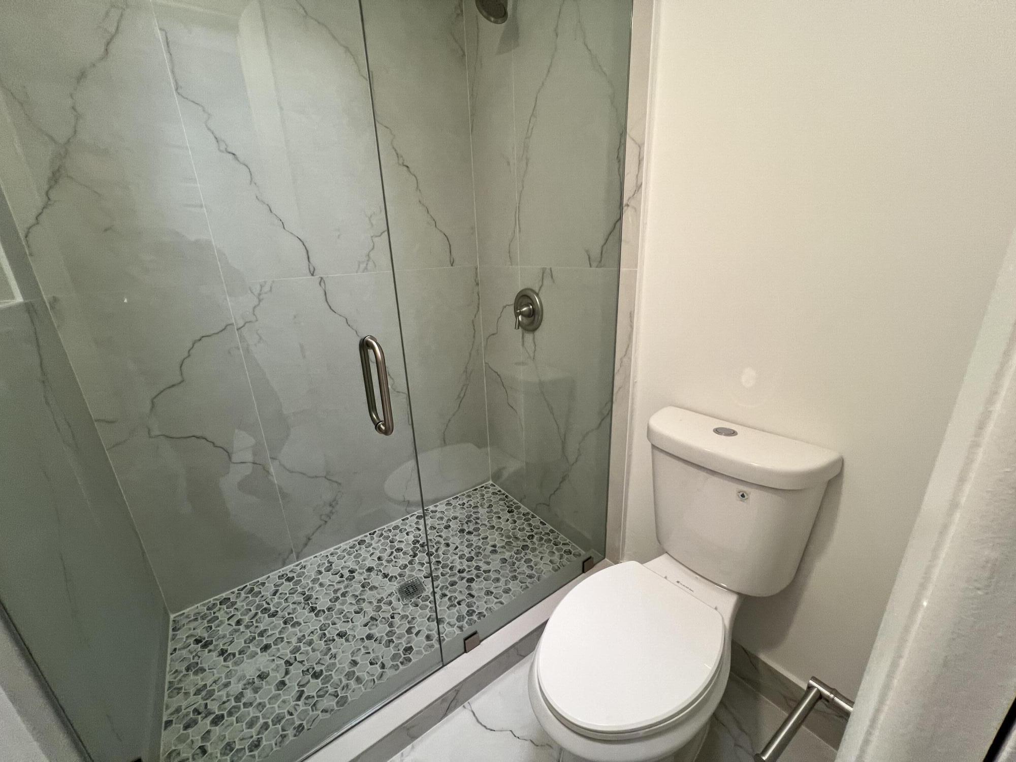 COUNTRY CLUB TOWNHOMES CONDO - Residential Lease