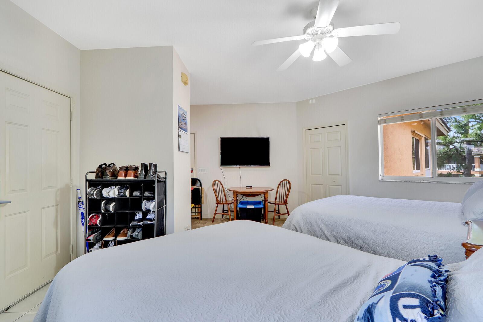 CASTLE PINES CONDOMINIUM - Residential Lease