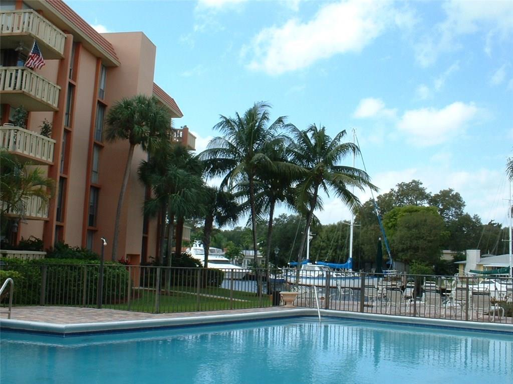 RIVER REACH - Residential