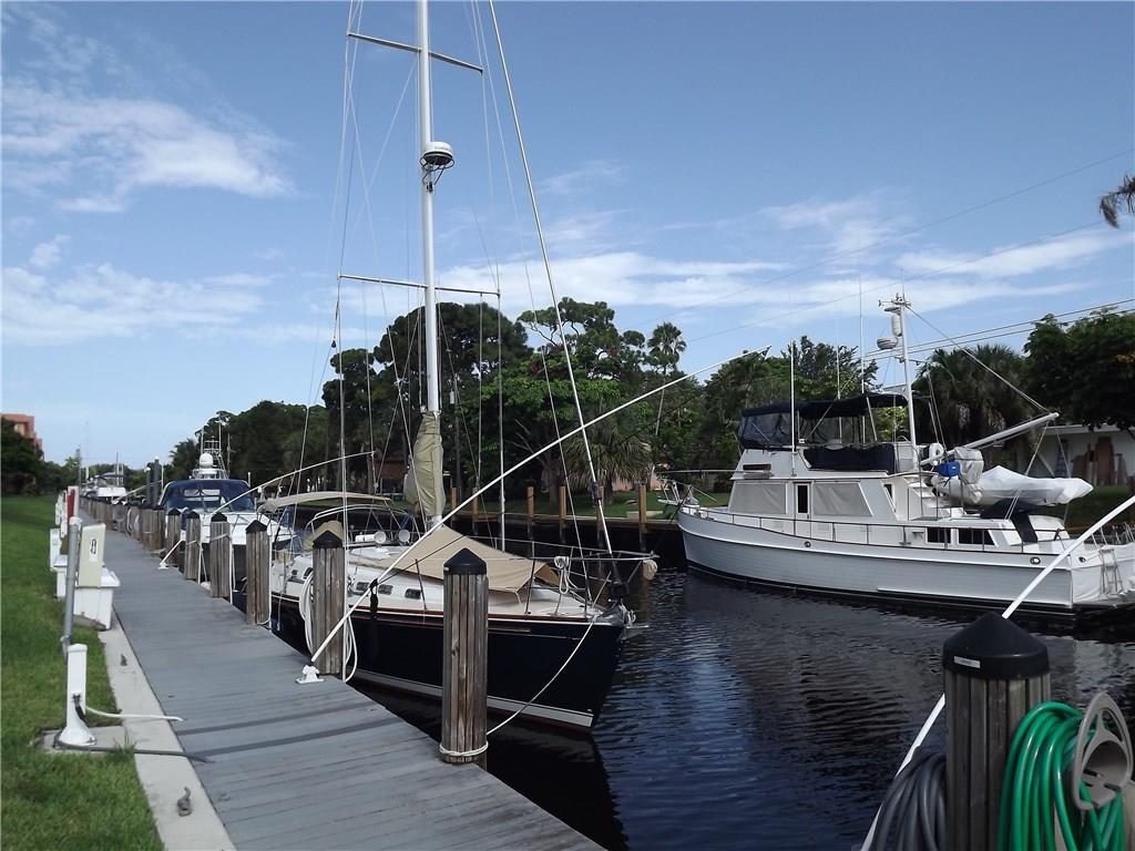 RIVER REACH - Residential