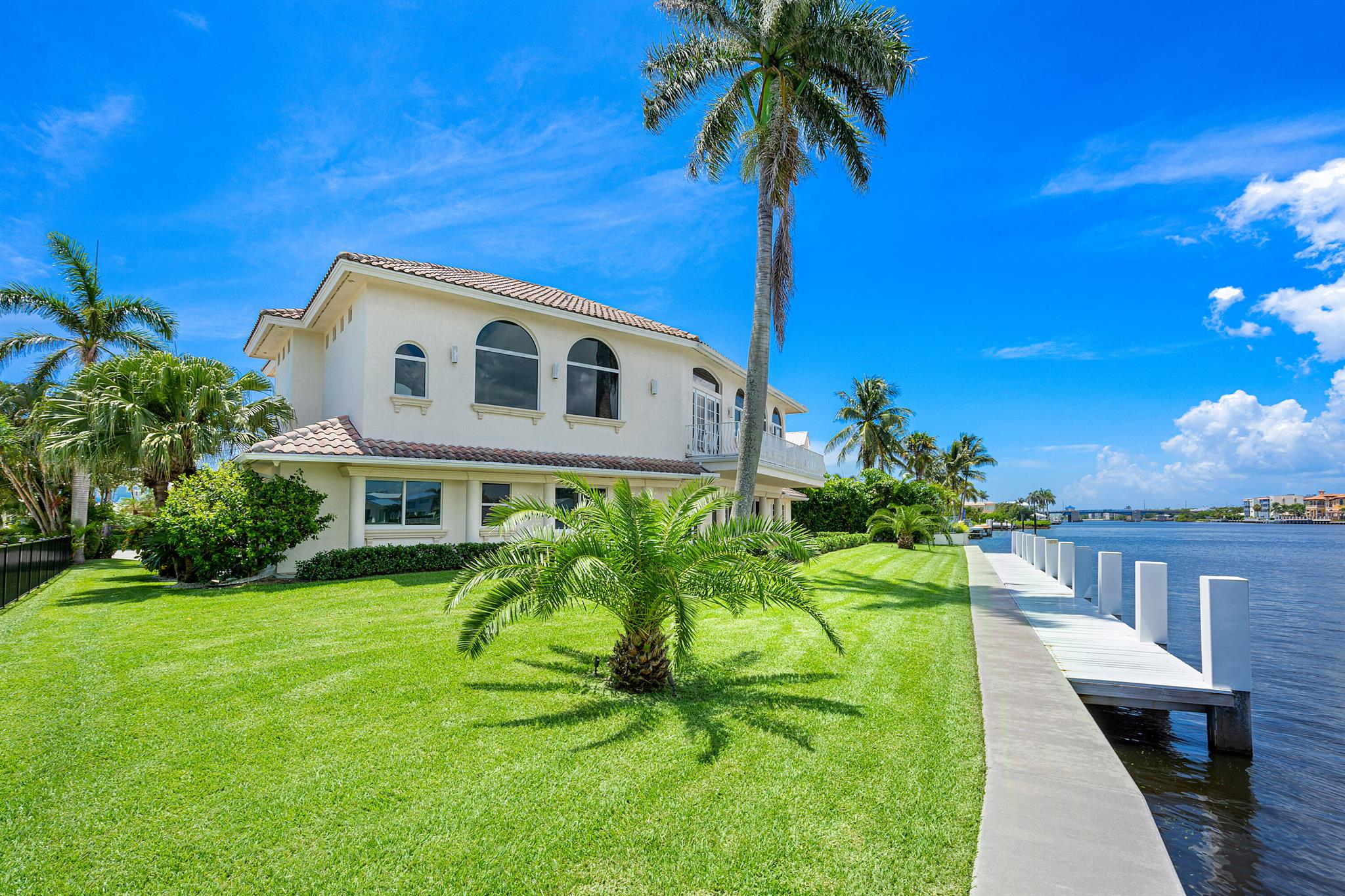 RIDGE HARBOUR ESTATES - Residential Lease