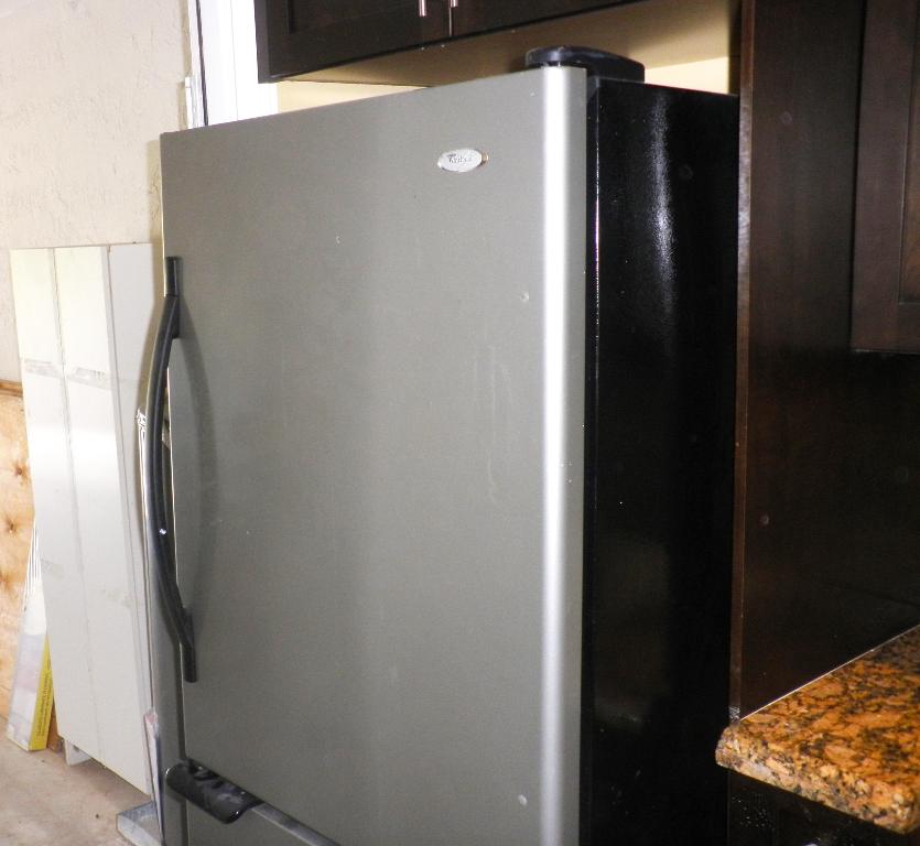 WINDWOOD UNIT I - Residential Lease