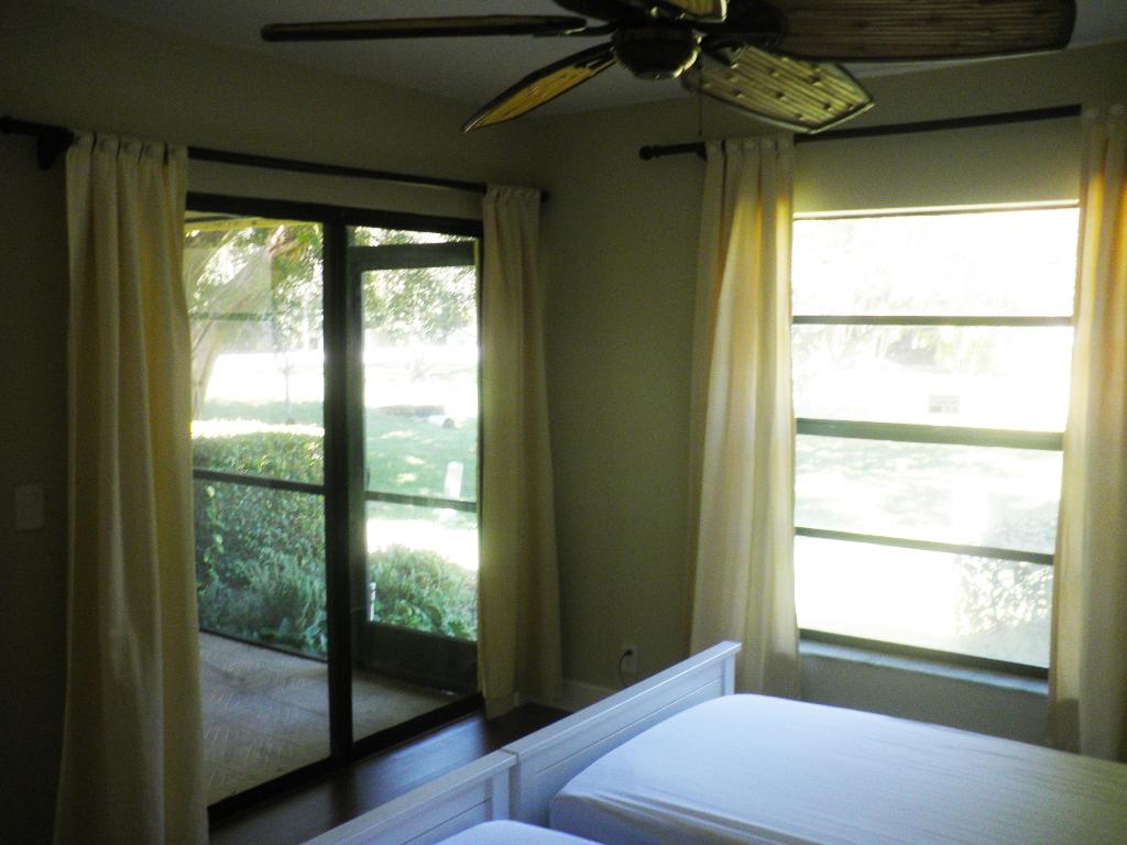 WINDWOOD UNIT I - Residential Lease